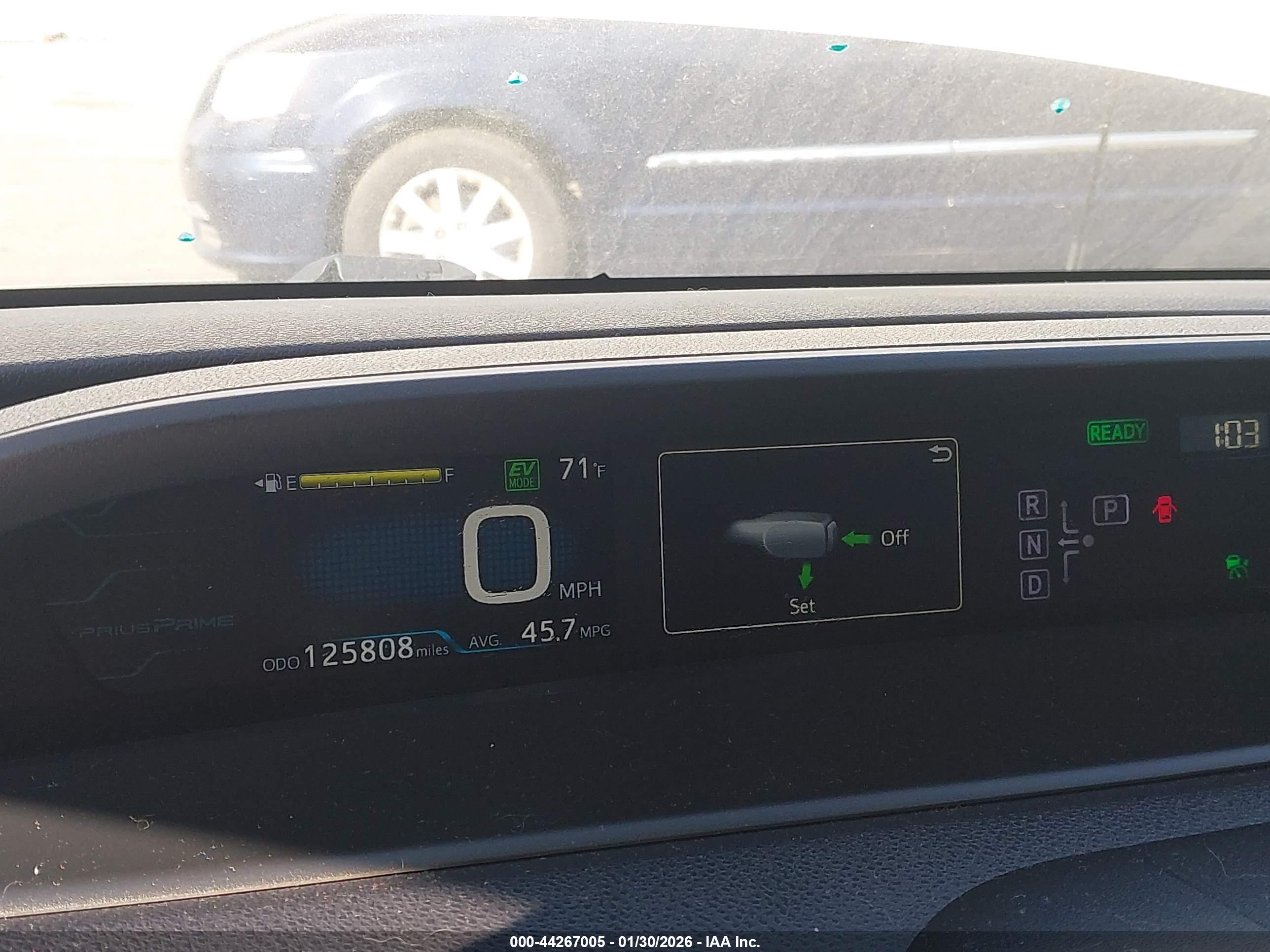 TOYOTA PRIUS image 7