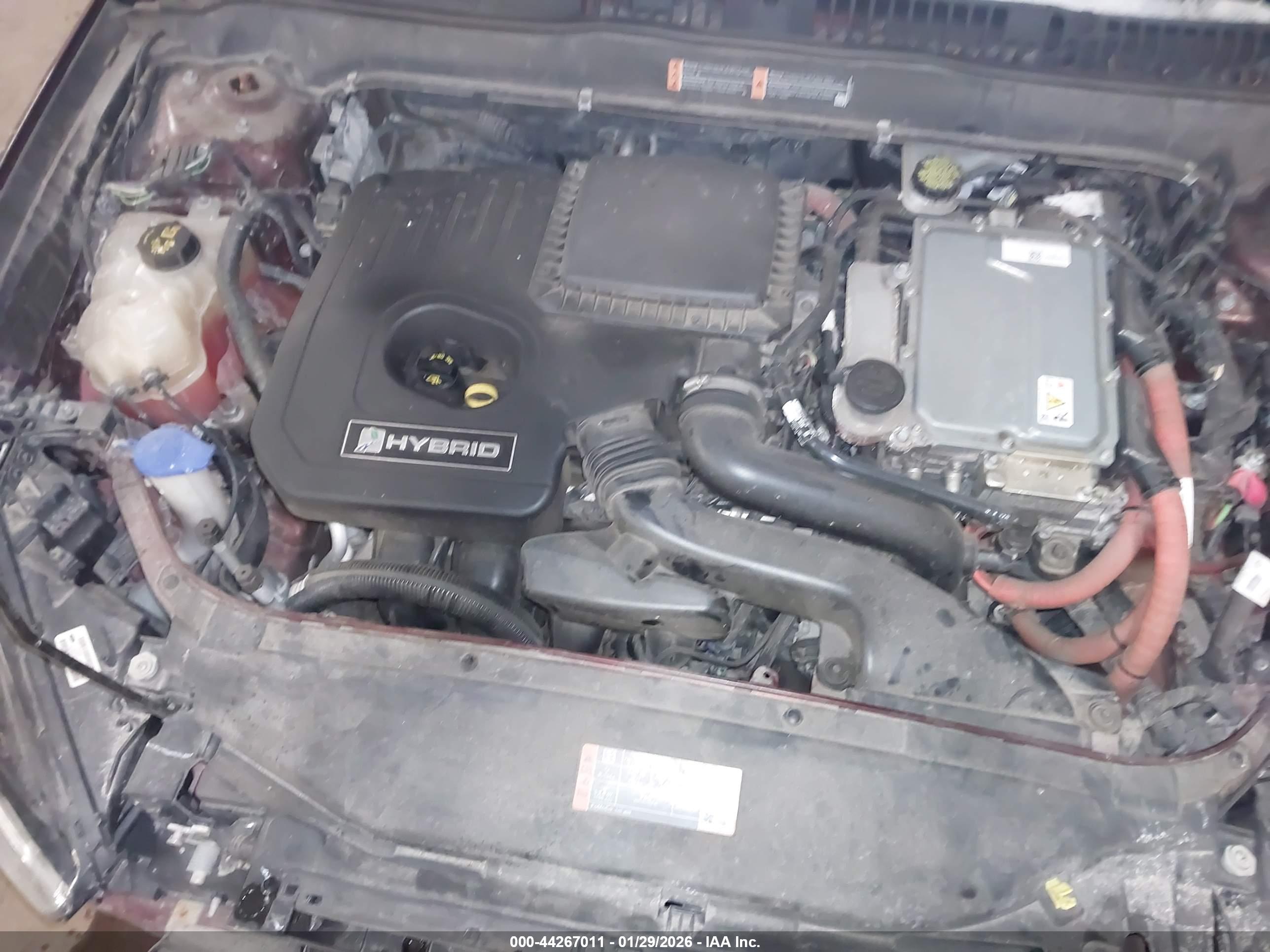 FORD FUSION image 10
