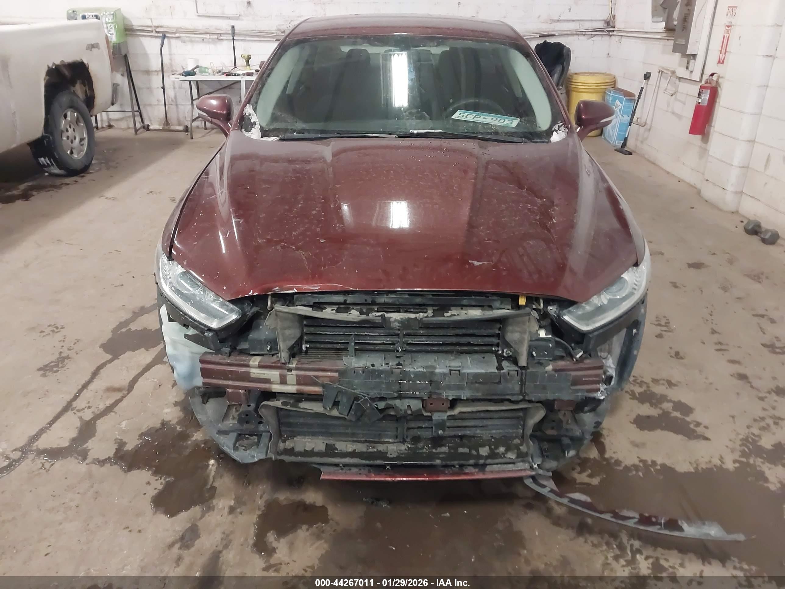 FORD FUSION image 6