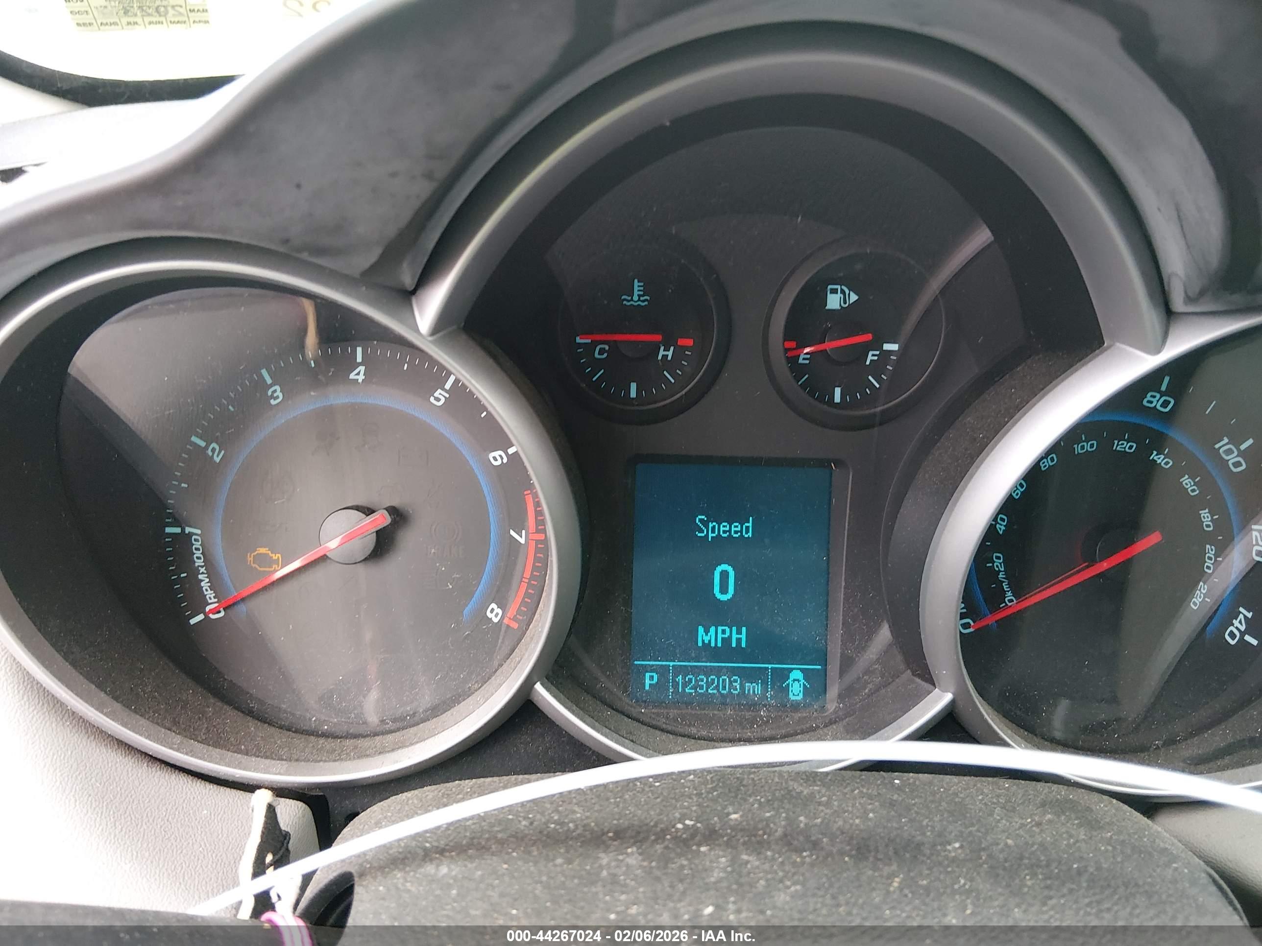 CHEVROLET CRUZE image 7