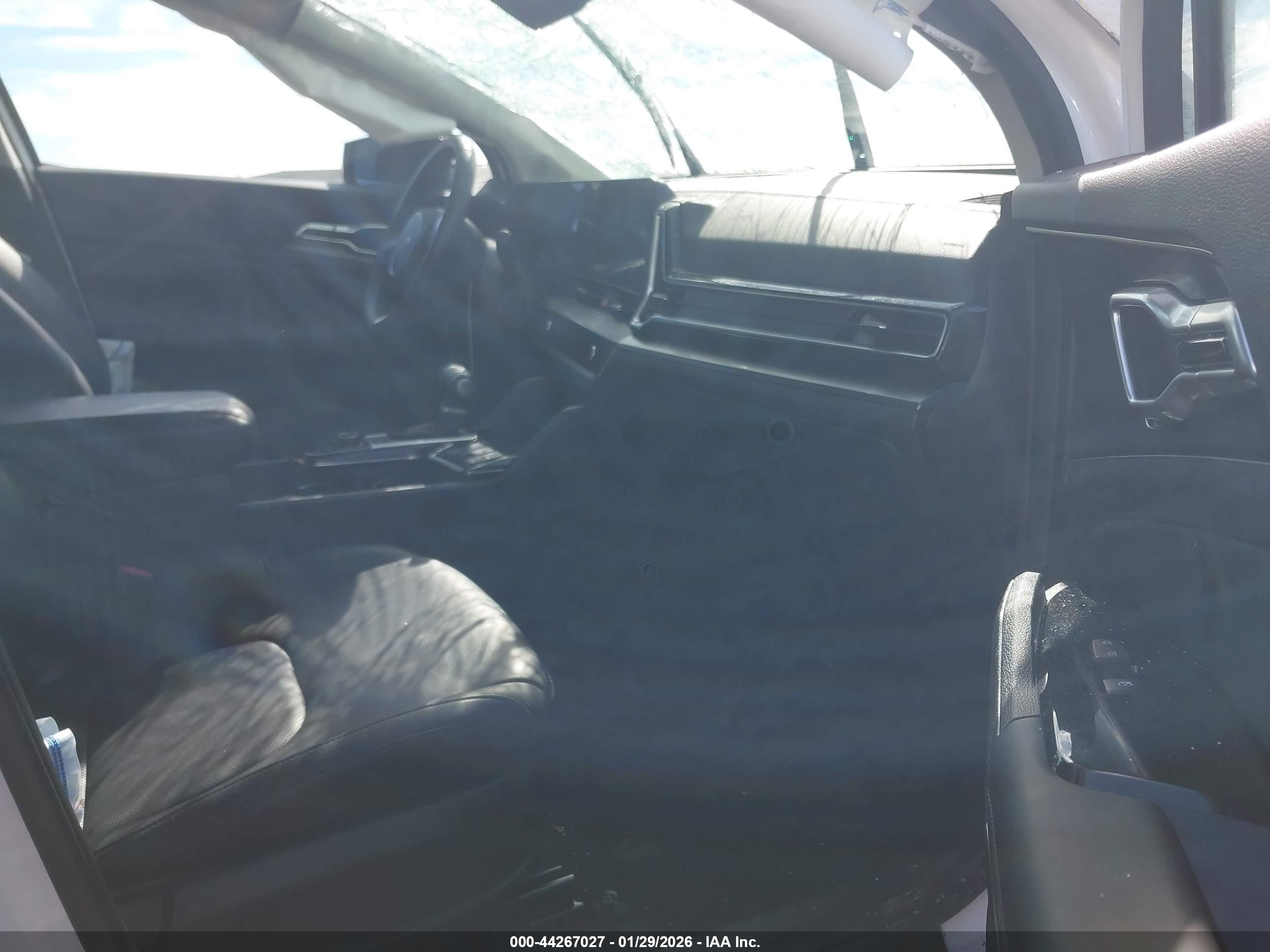 KIA SPORTAGE image 5