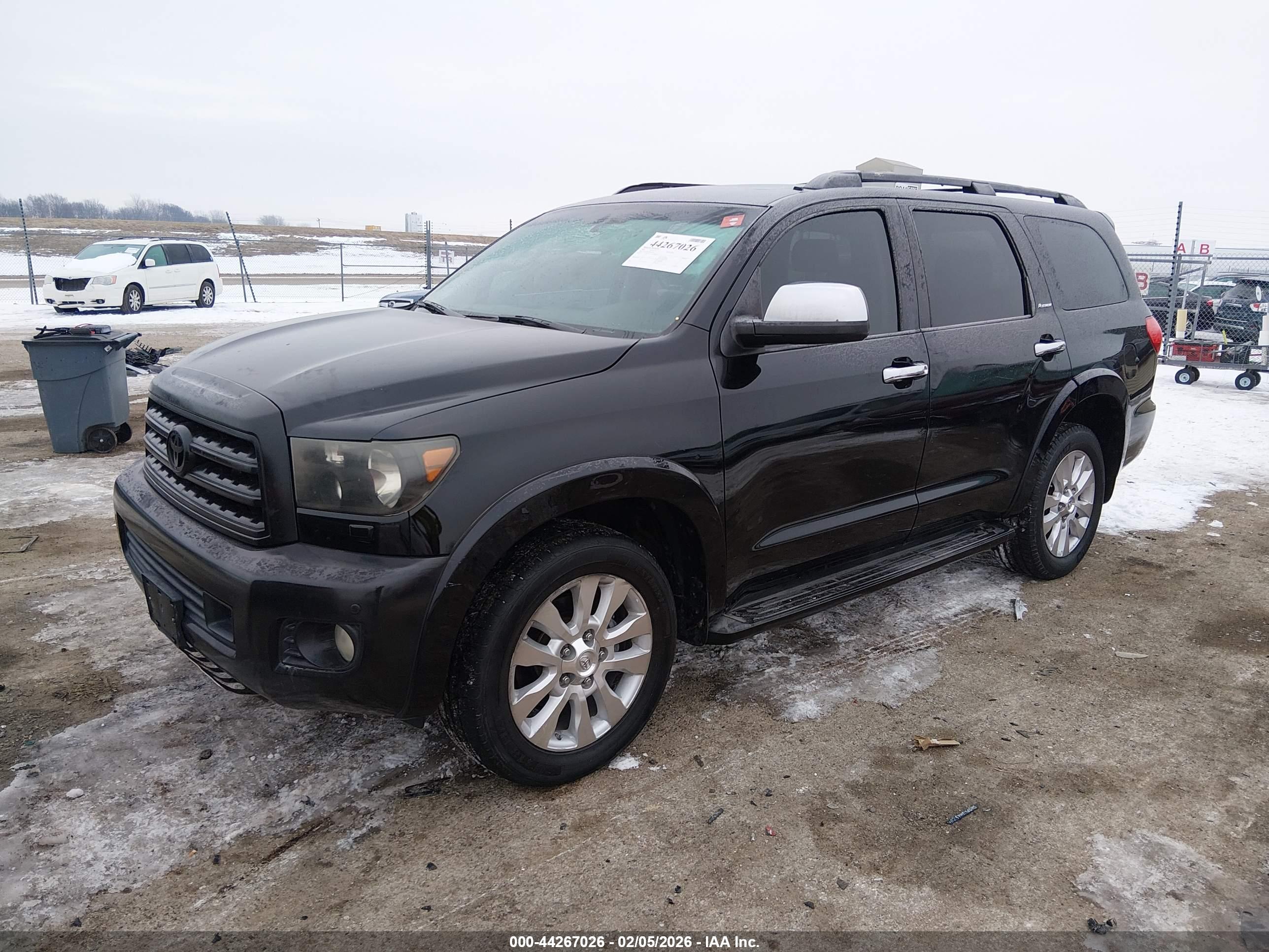 TOYOTA SEQUOIA image 2