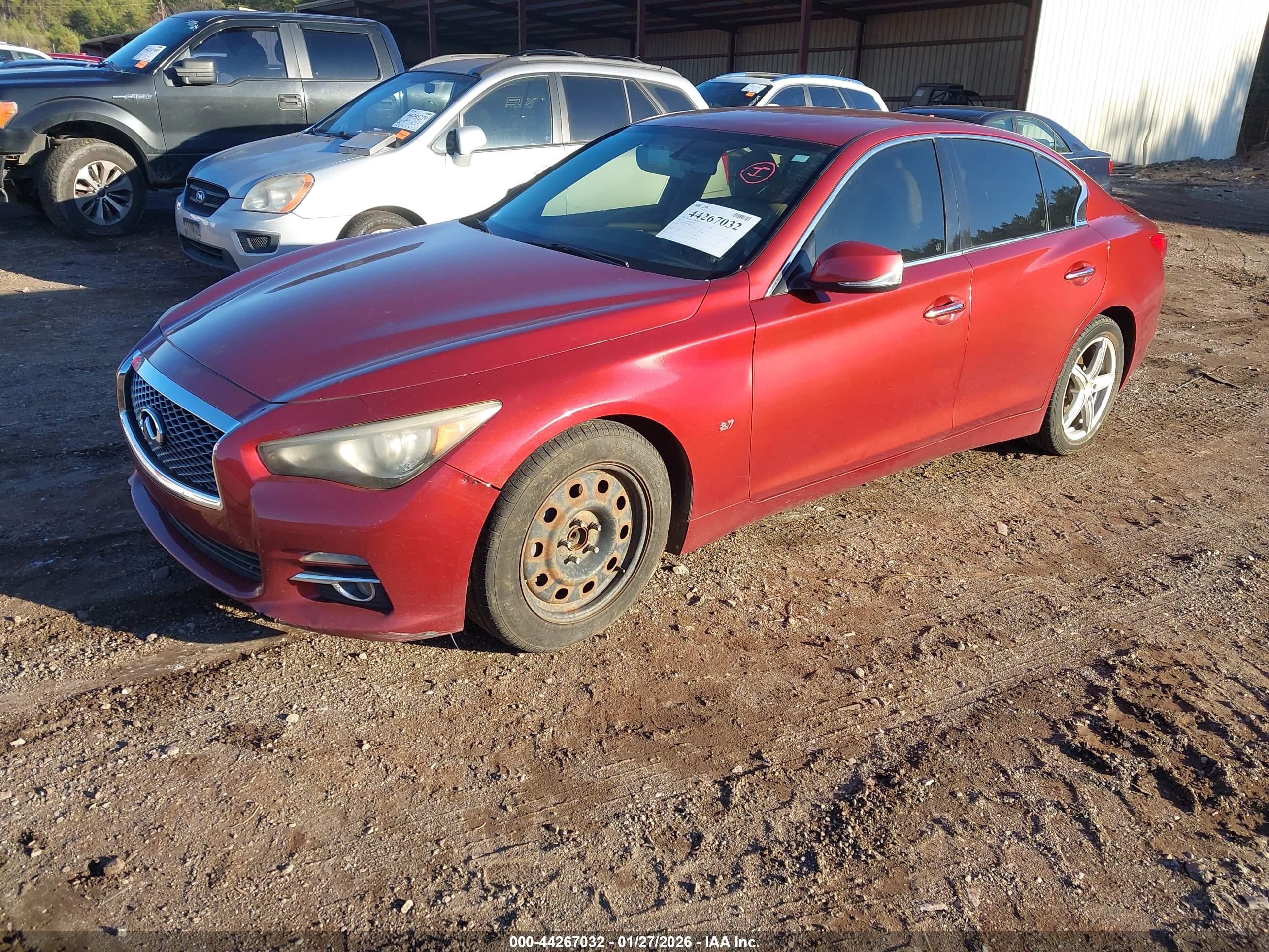 INFINITI Q50 image 2