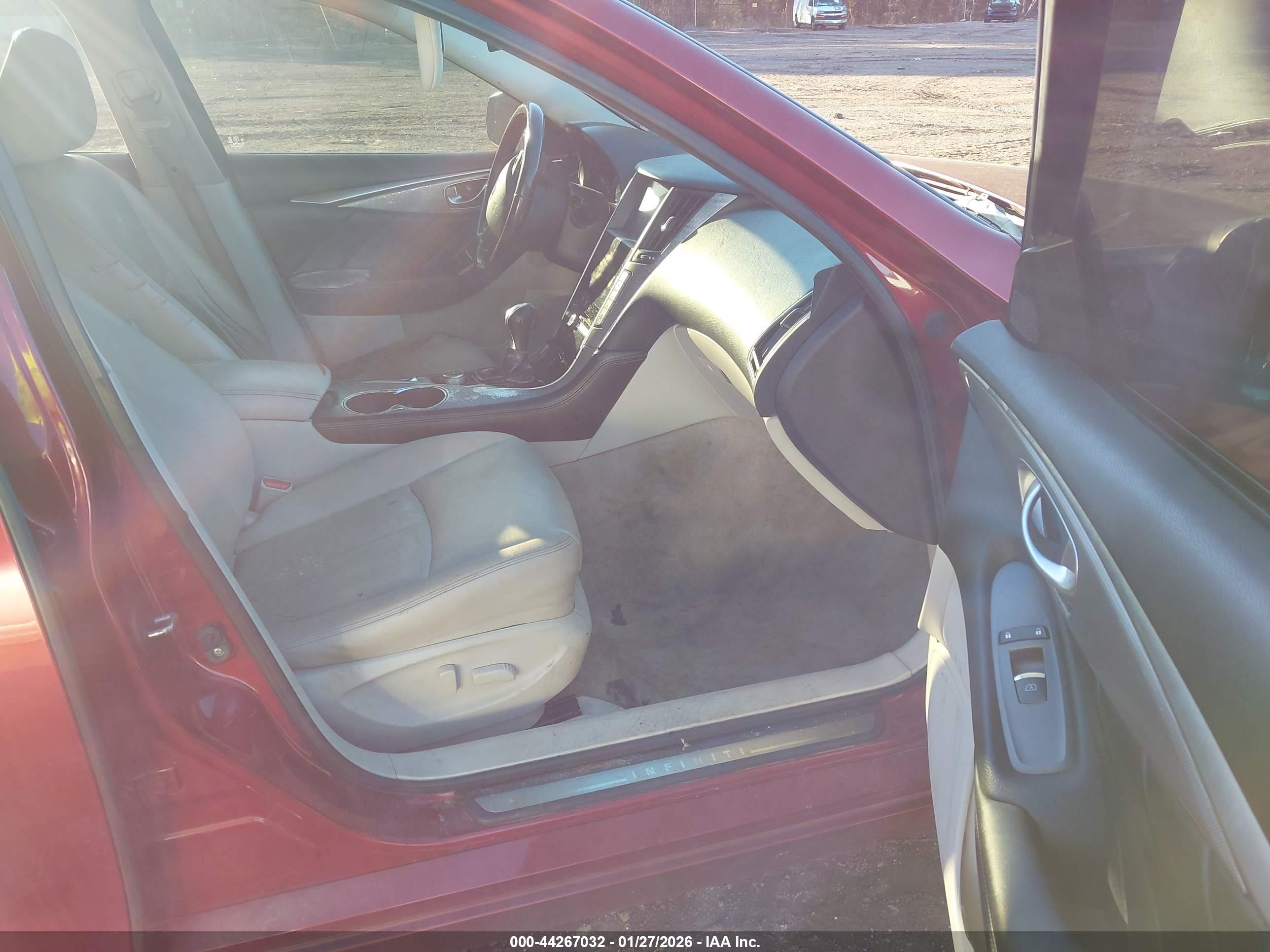 INFINITI Q50 image 5