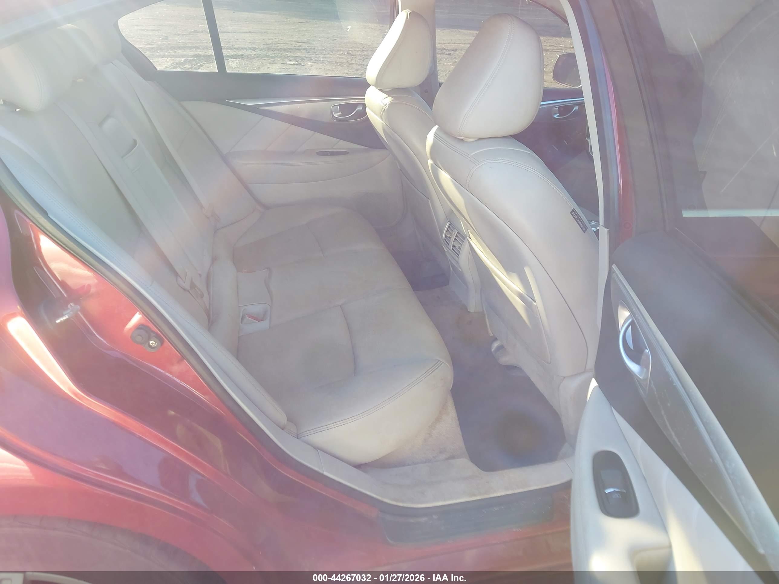 INFINITI Q50 image 8