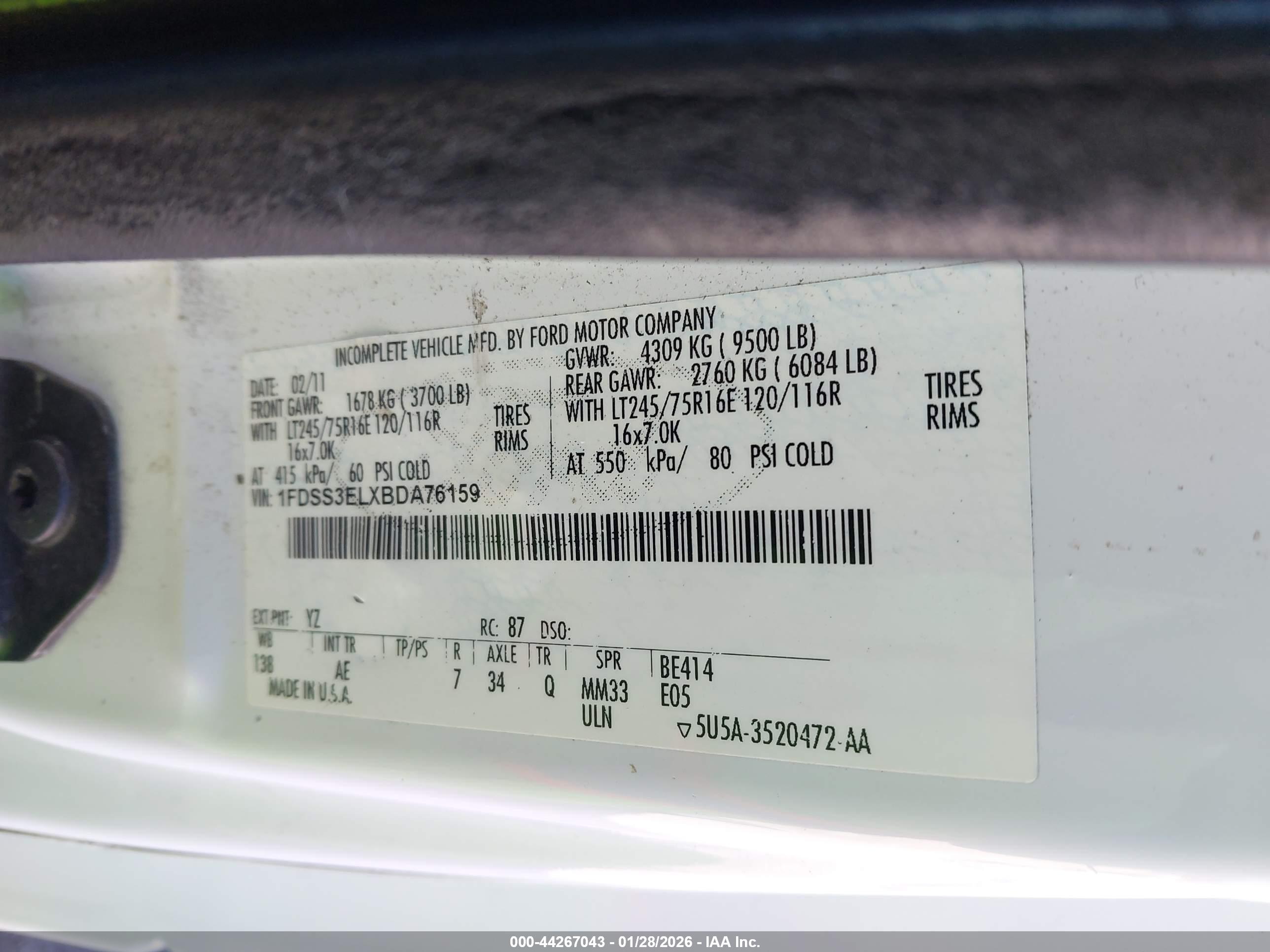 FORD E-350 image 9