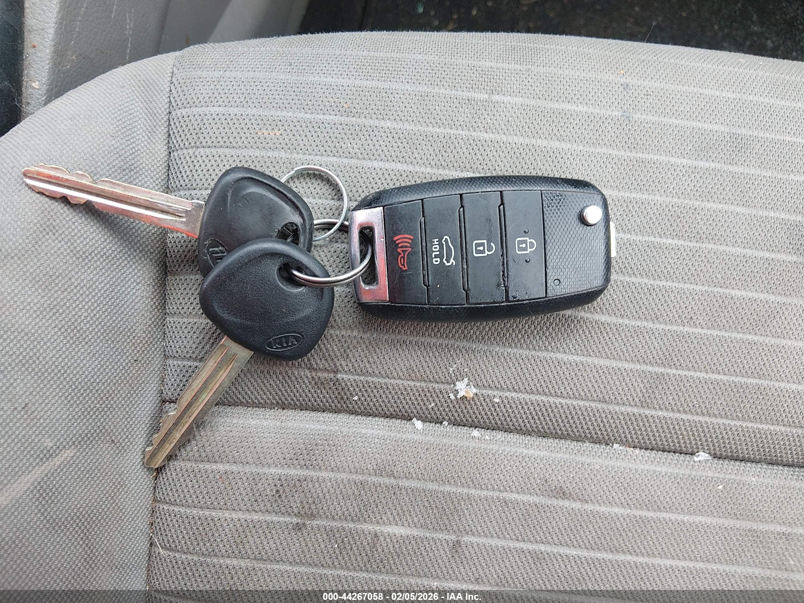 KIA FORTE image 11