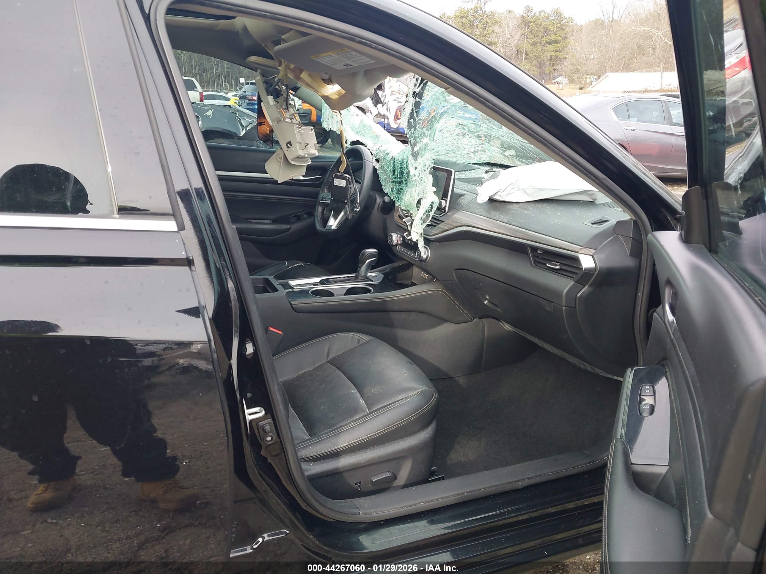 NISSAN ALTIMA image 5