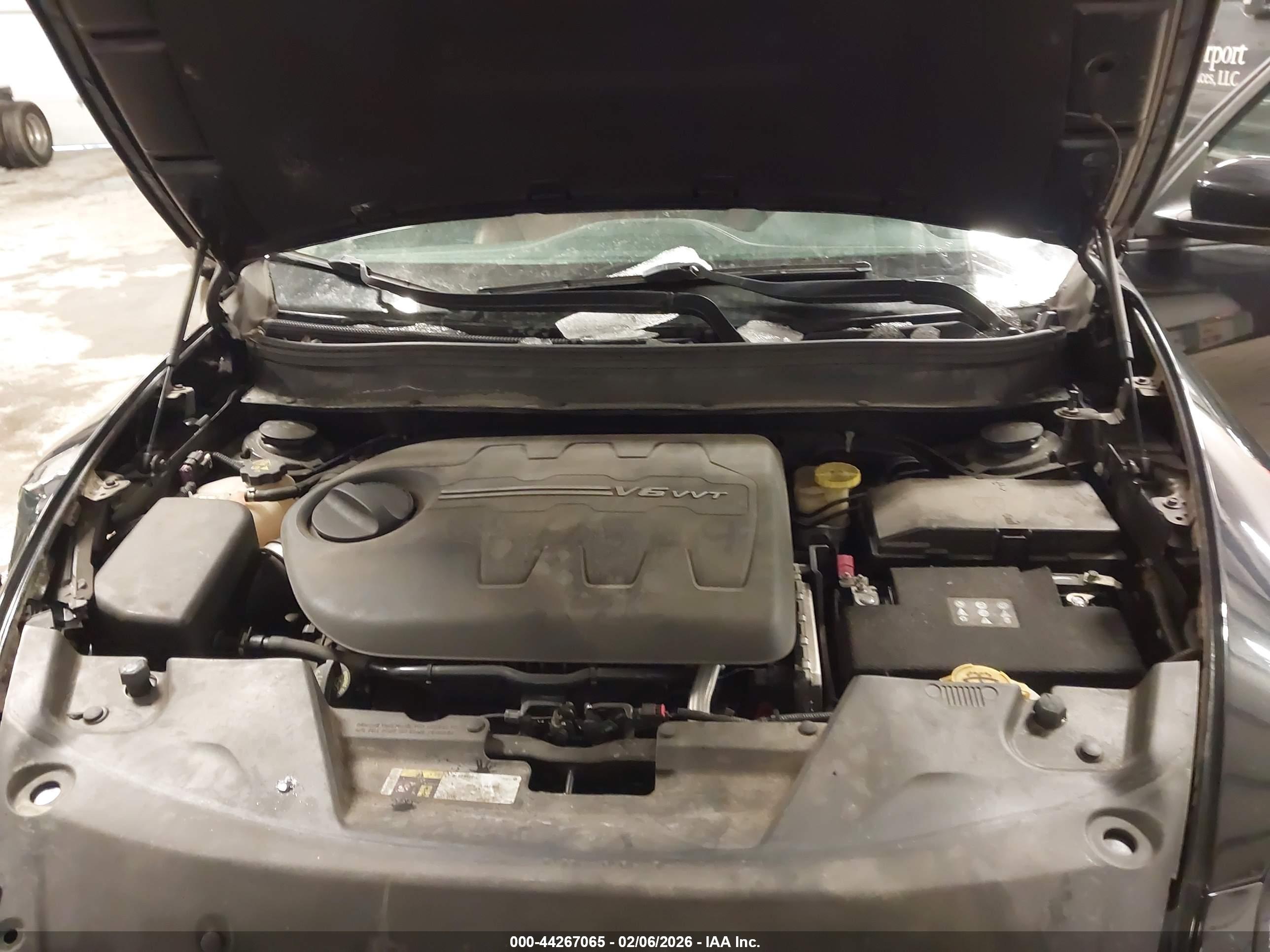 JEEP CHEROKEE image 10