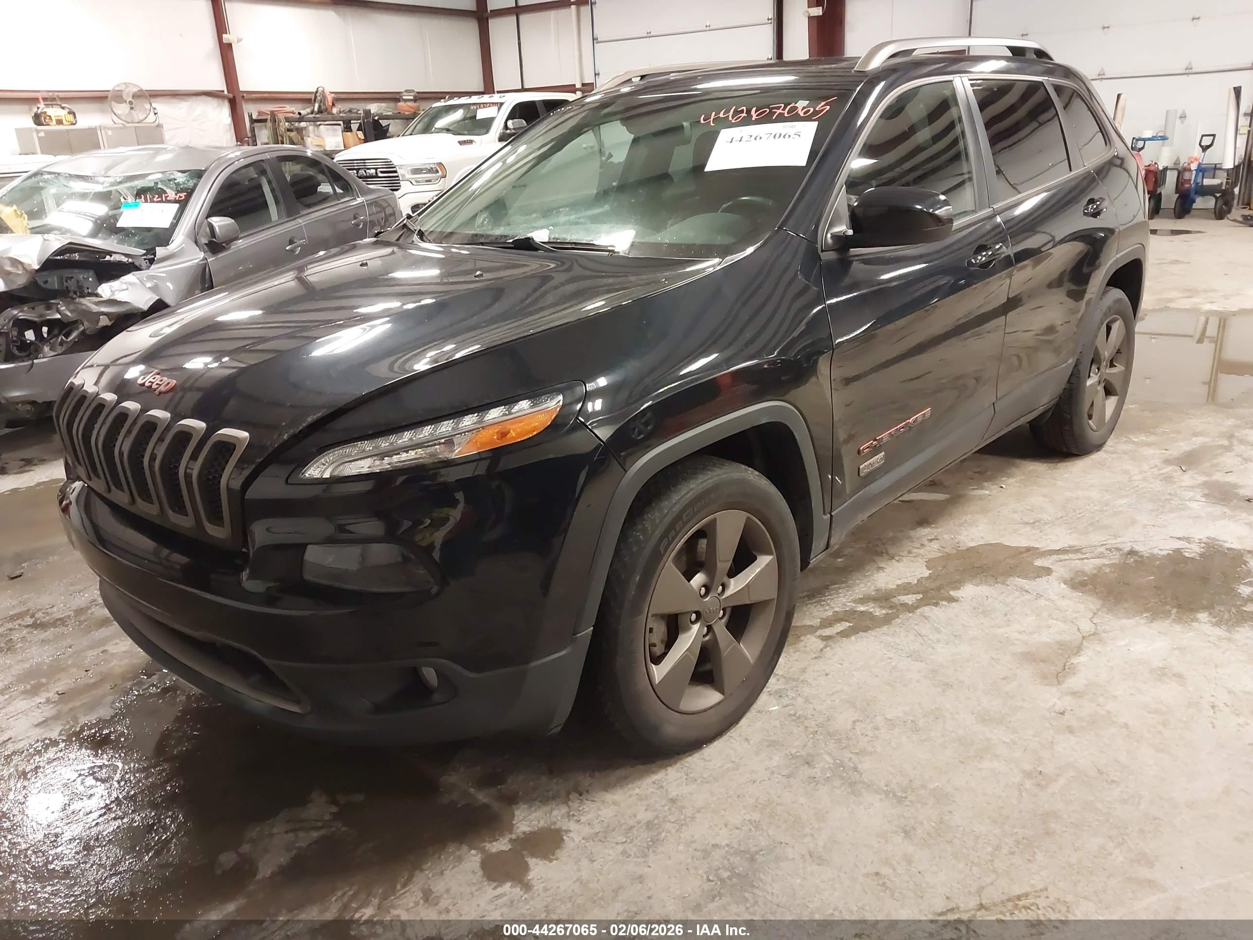 JEEP CHEROKEE image 2