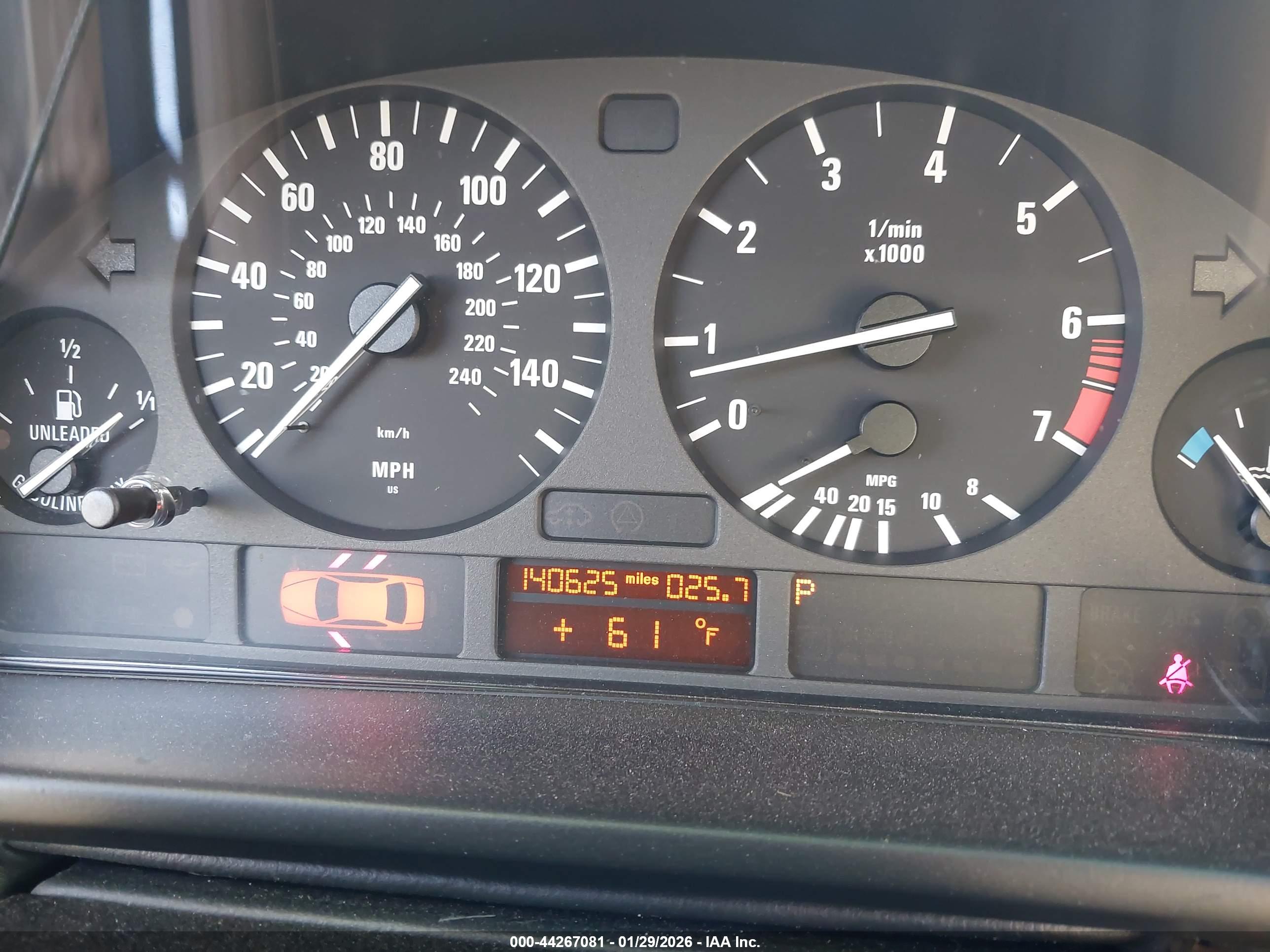 BMW 530IA image 7