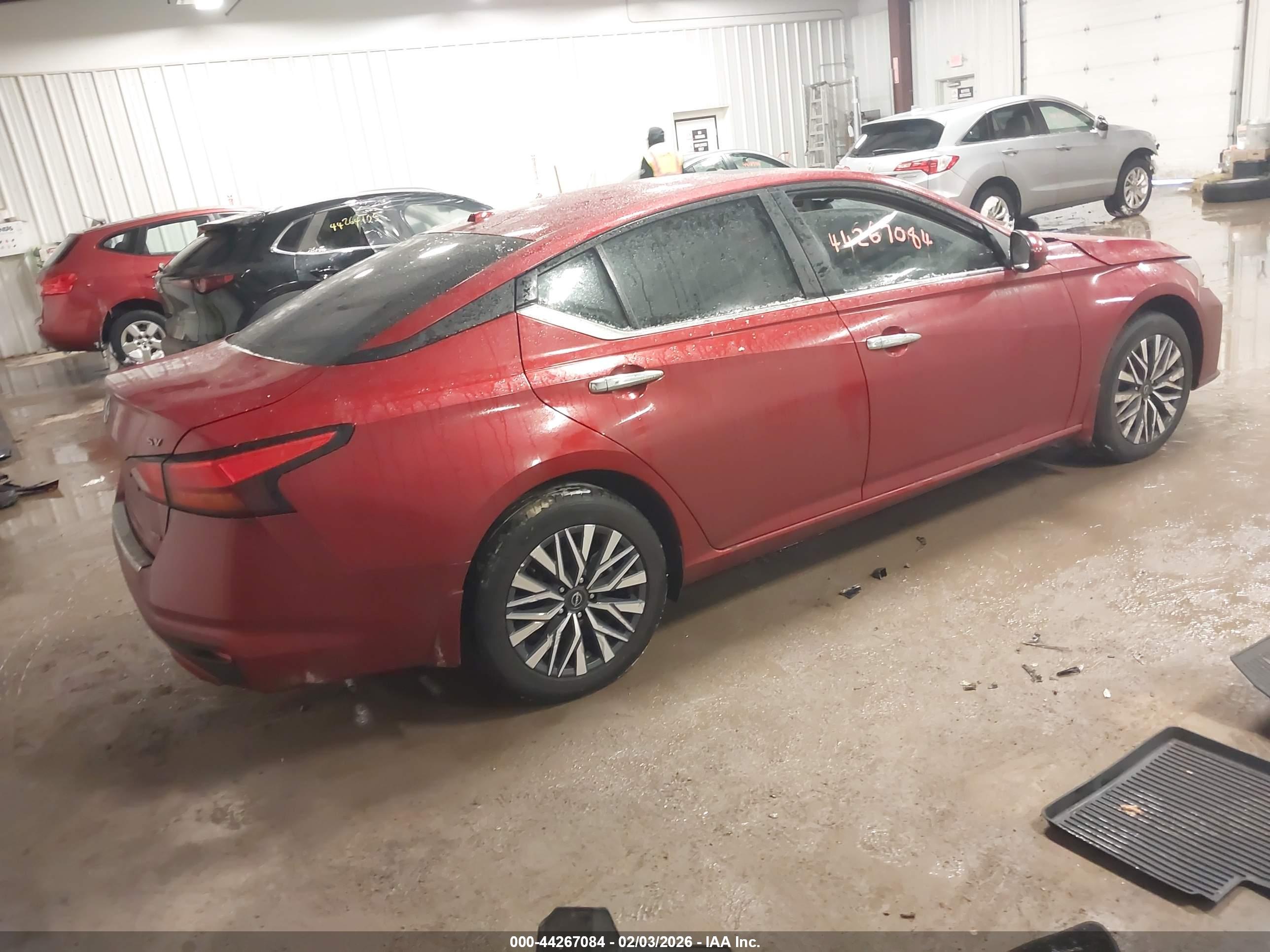 NISSAN ALTIMA image 4