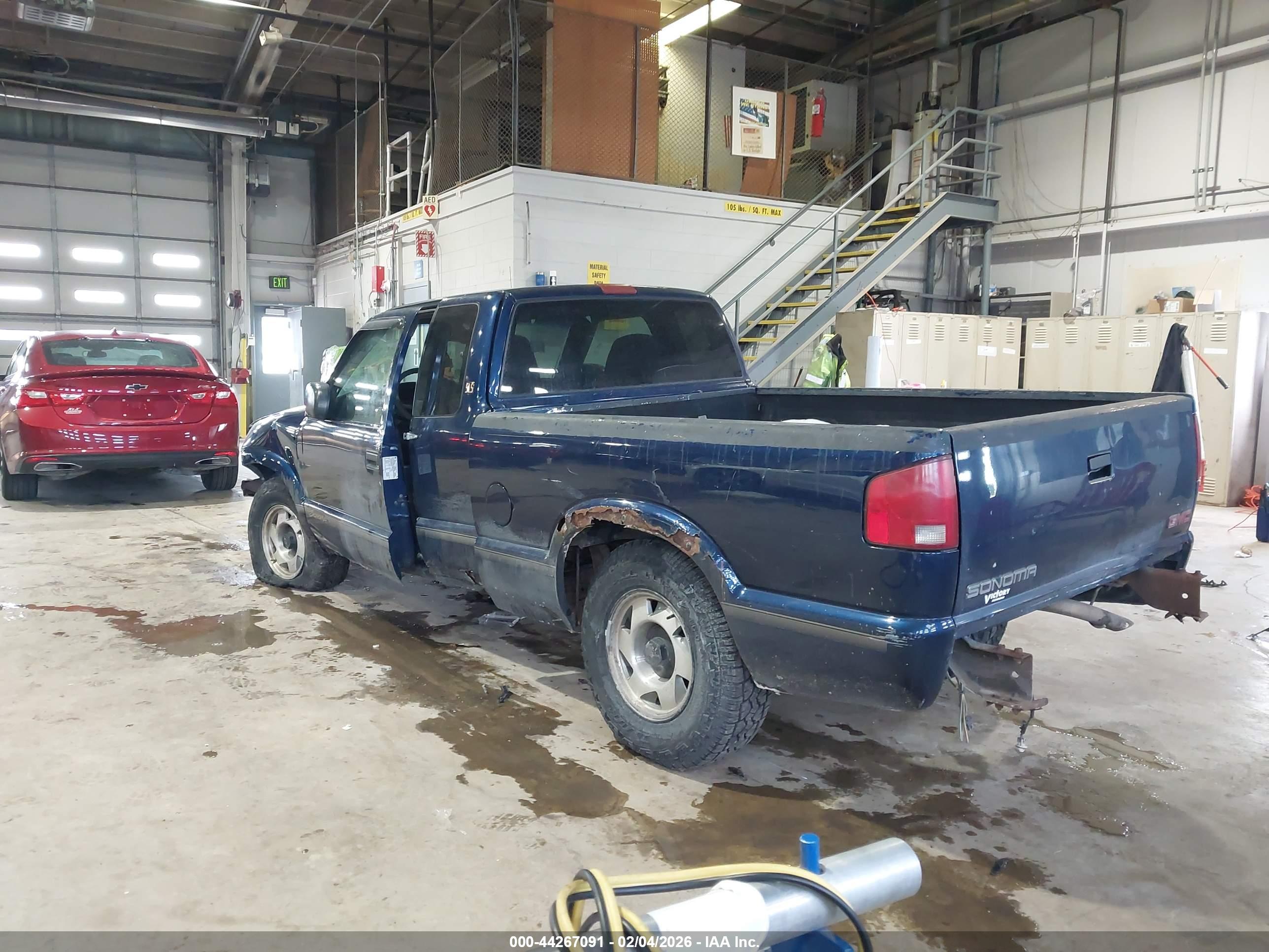 GMC SONOMA image 3