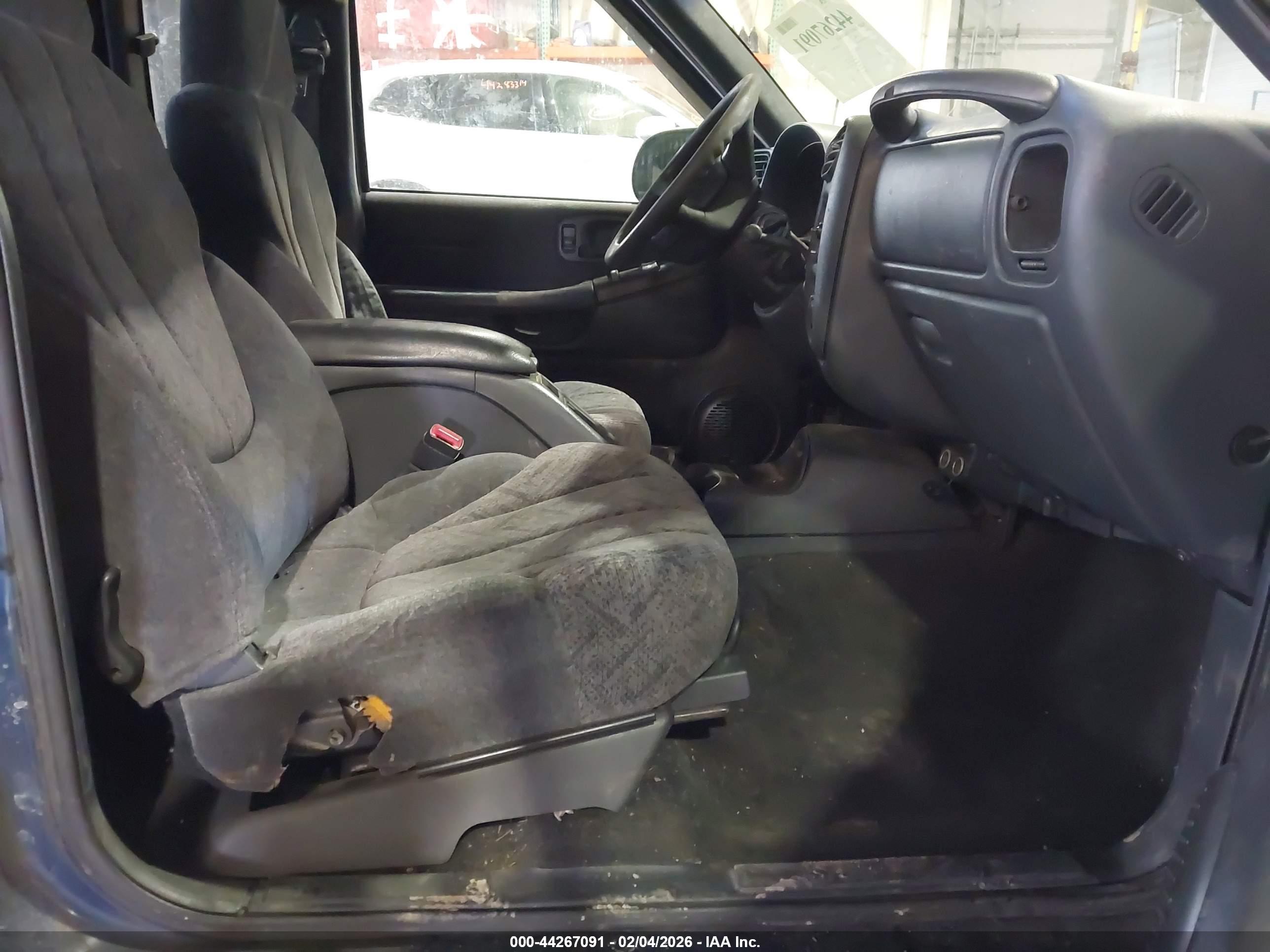 GMC SONOMA image 8