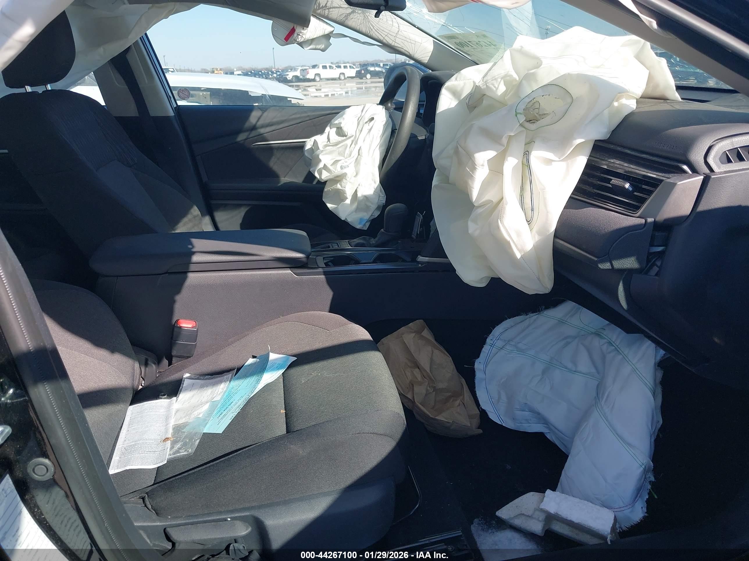 TOYOTA CAMRY image 5