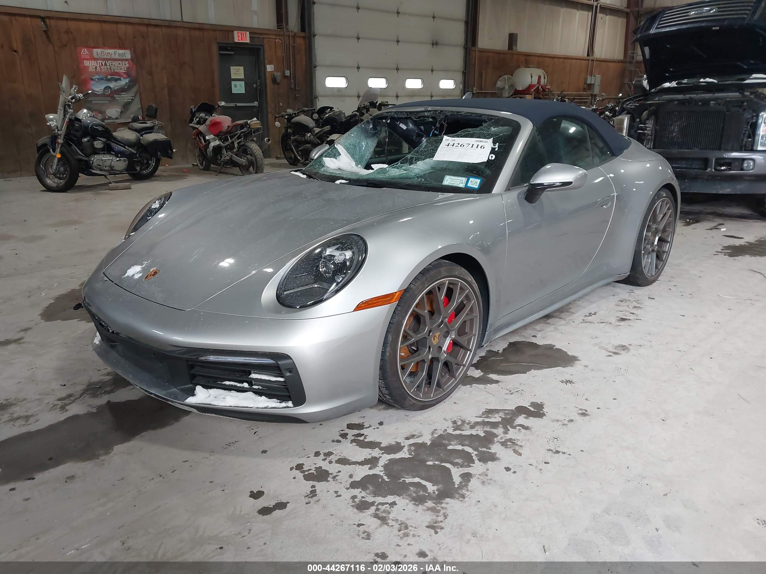 PORSCHE 911 image 2