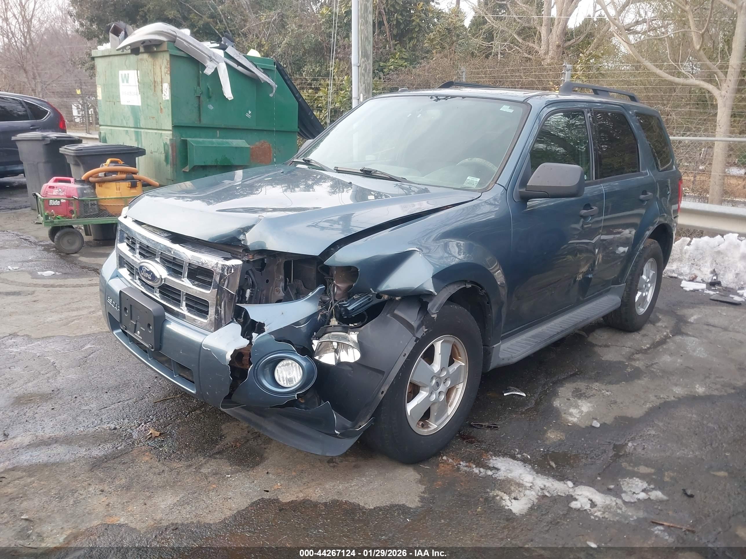 FORD ESCAPE image 2
