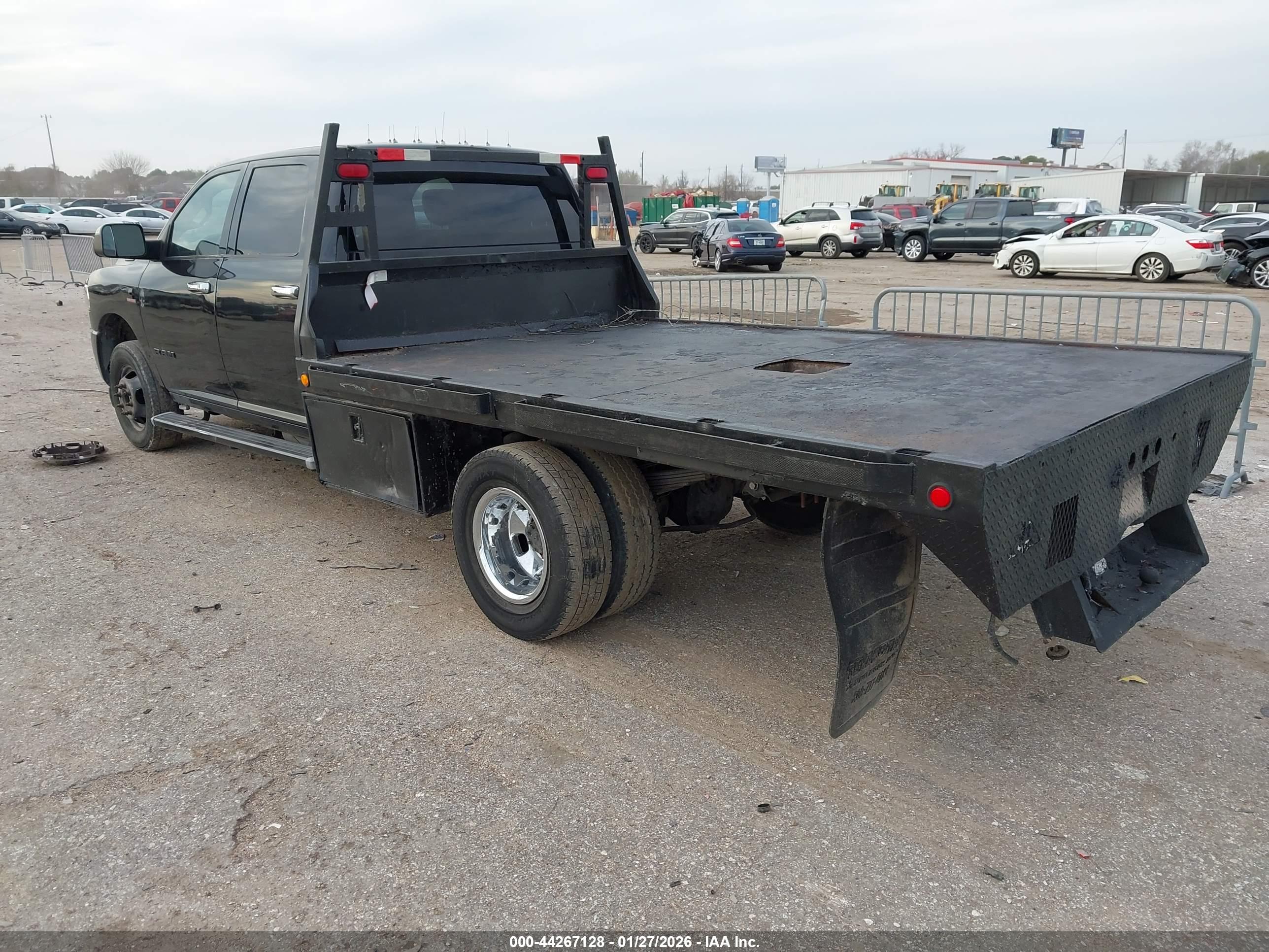 RAM 3500 image 3