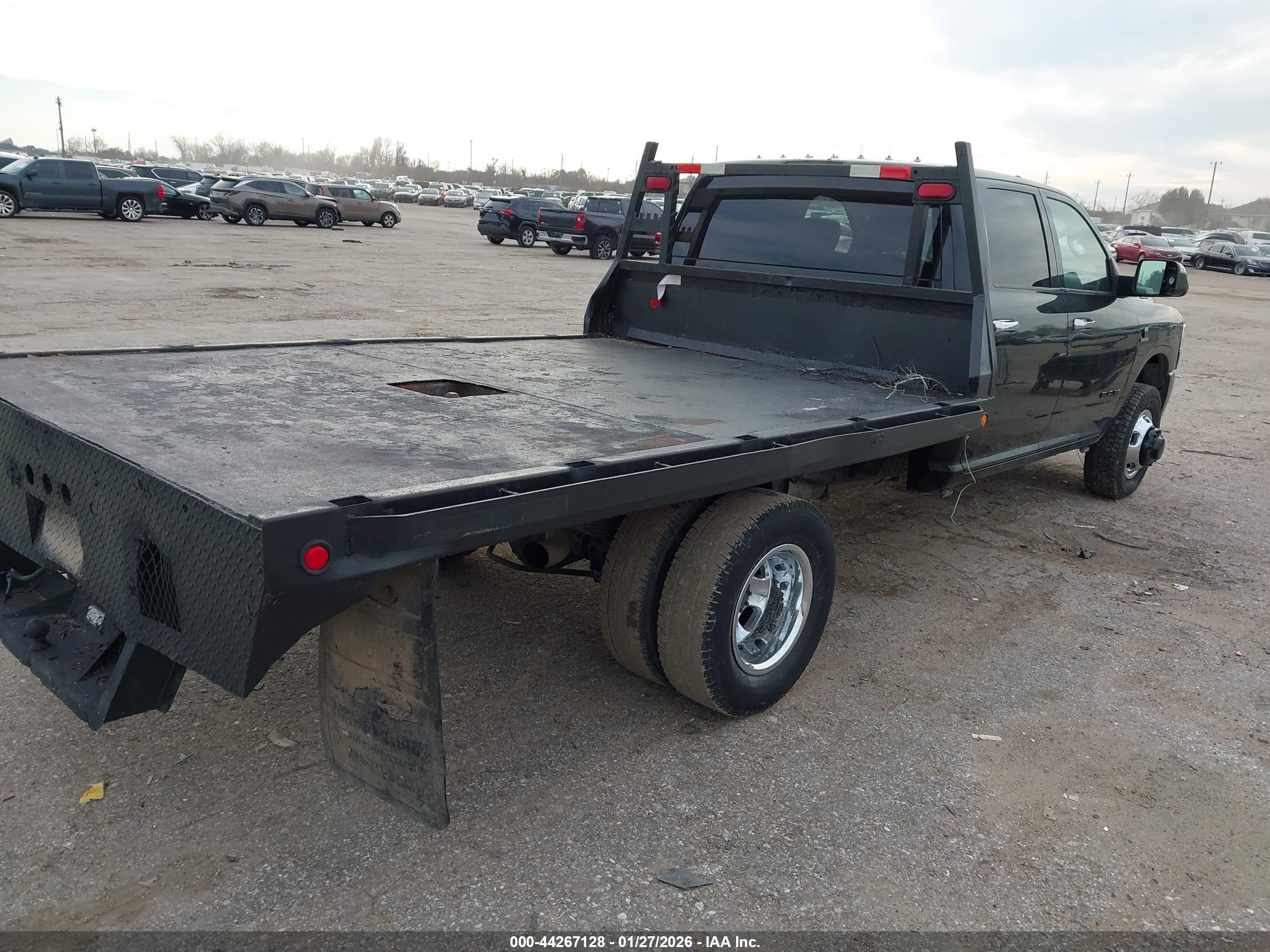 RAM 3500 image 4