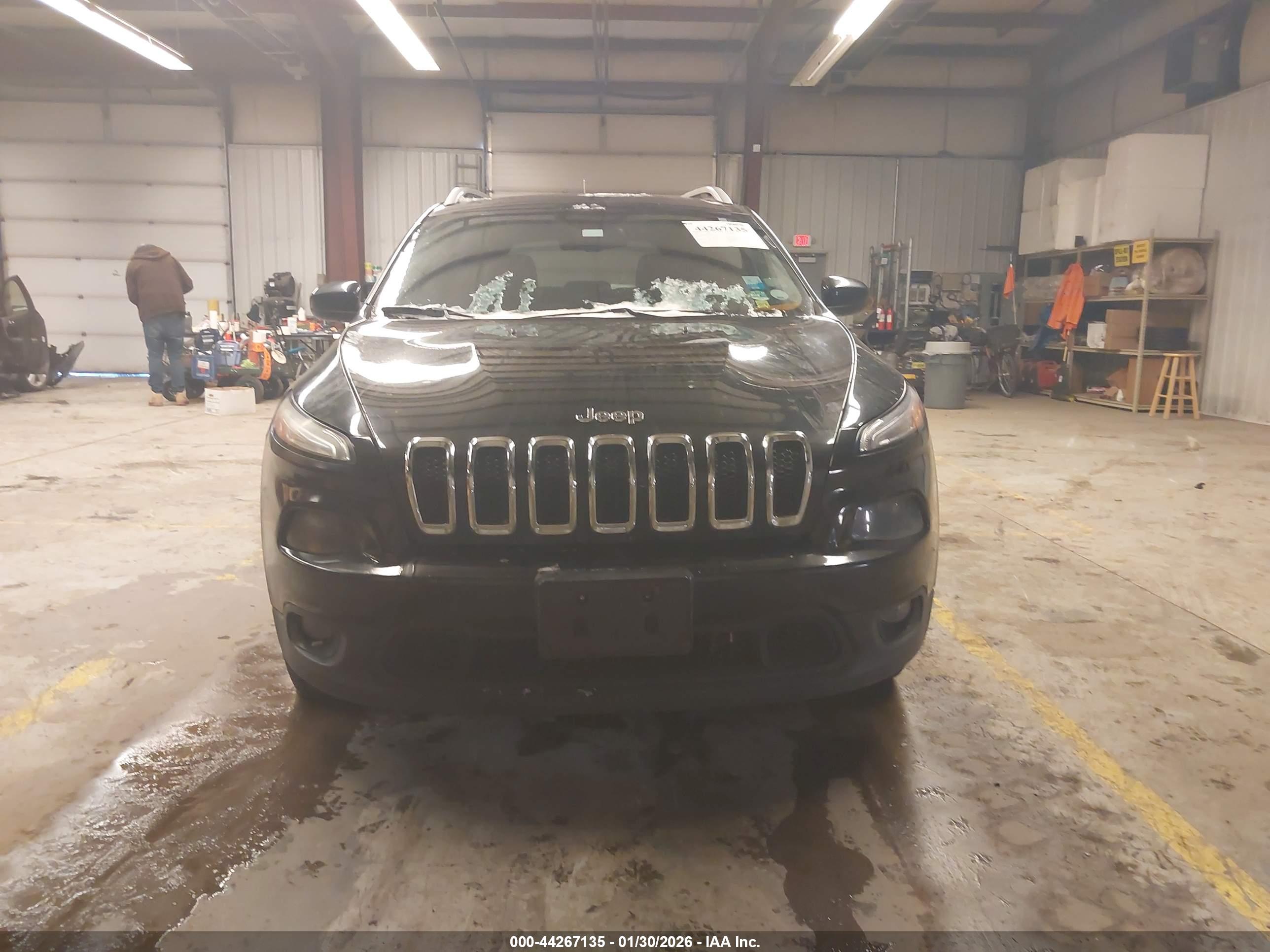 JEEP CHEROKEE image 6