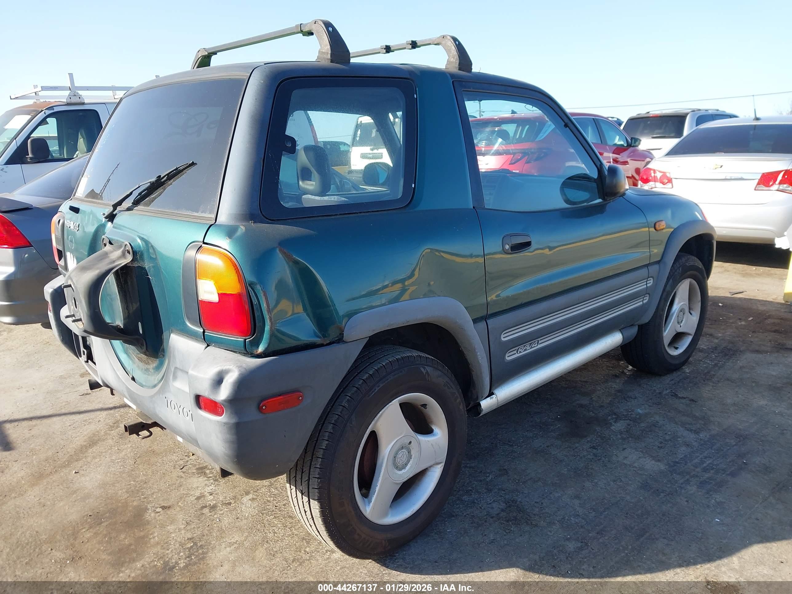 TOYOTA RAV4 image 4