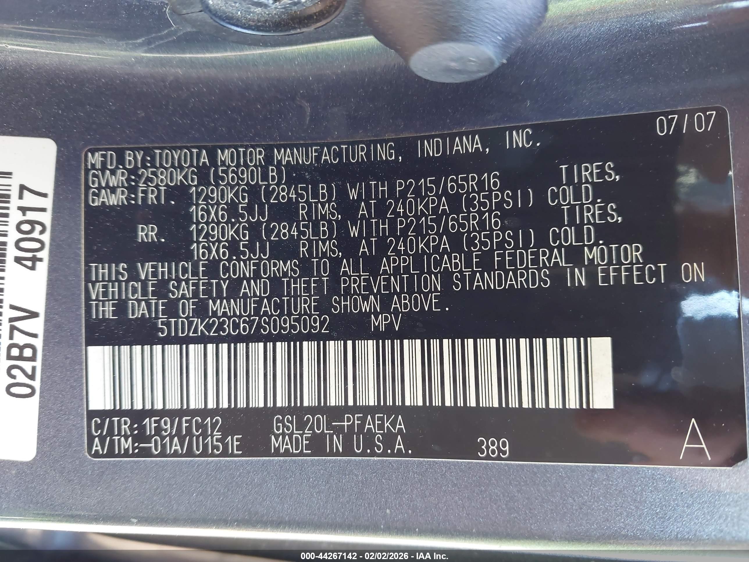 TOYOTA SIENNA image 9