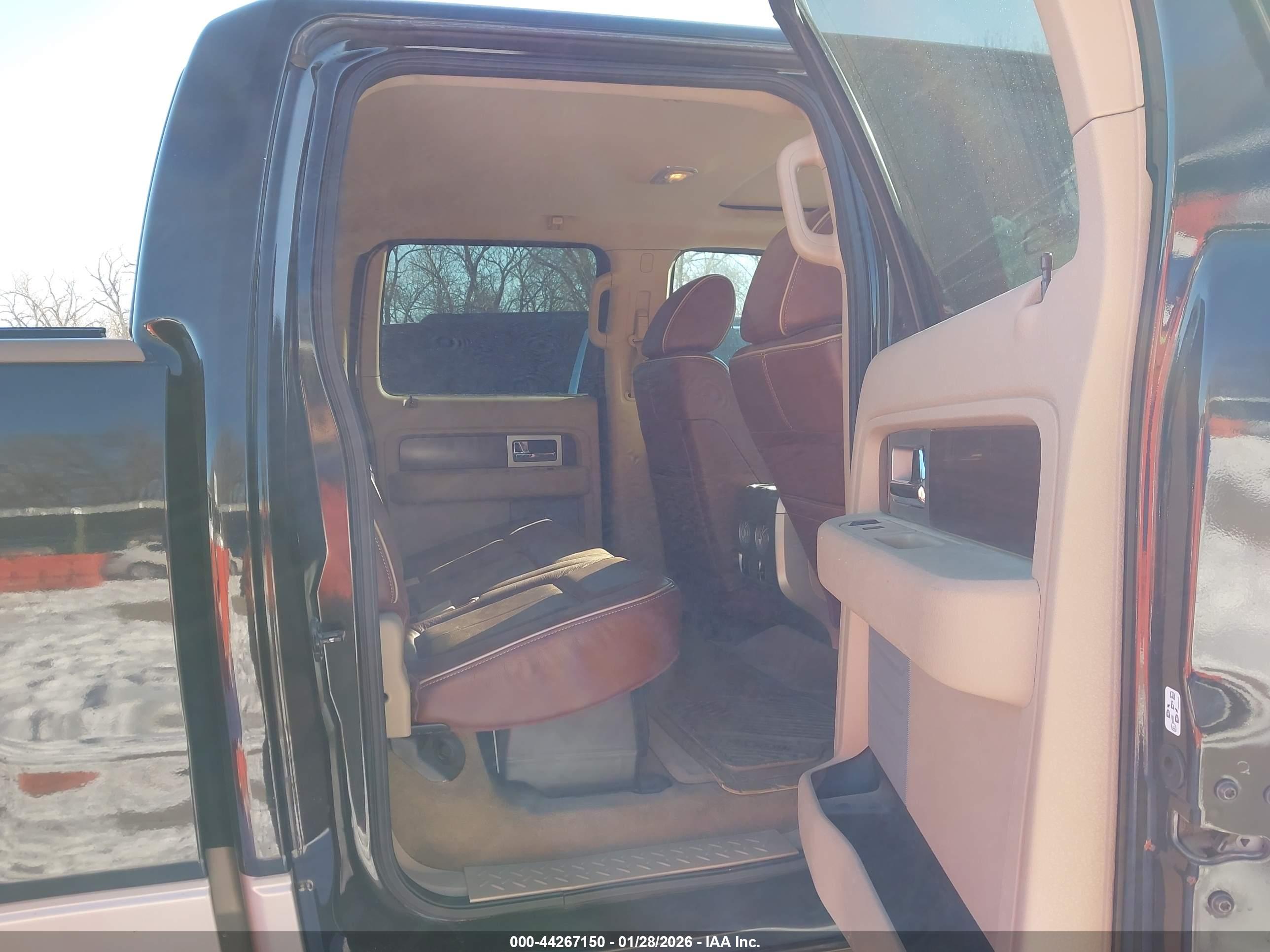 FORD F-150 image 8