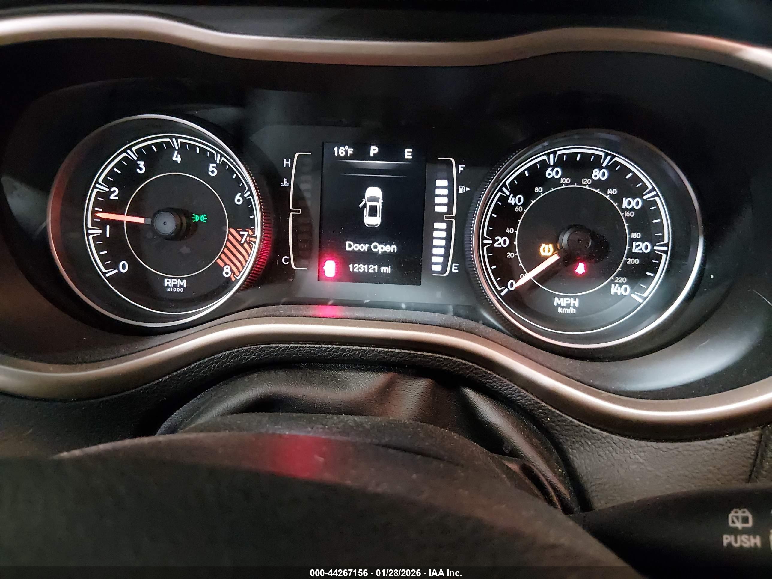 JEEP CHEROKEE image 7