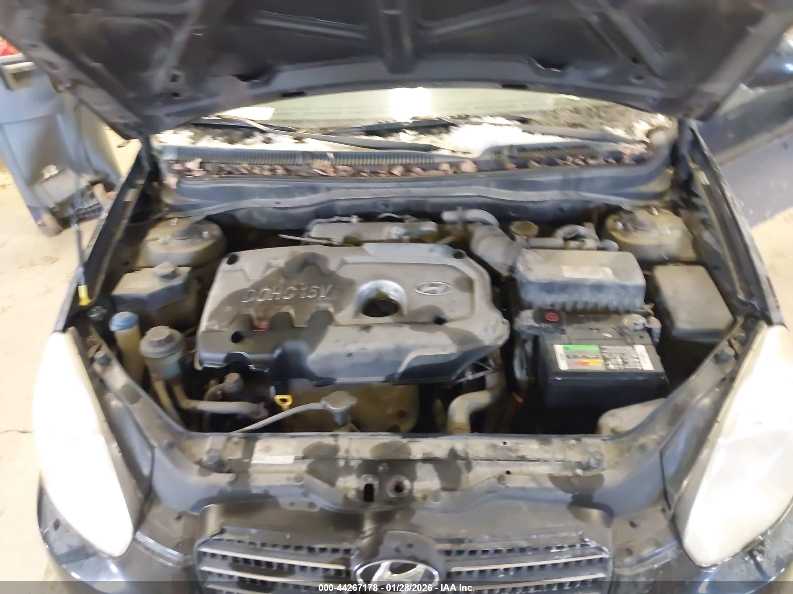 HYUNDAI ACCENT image 10