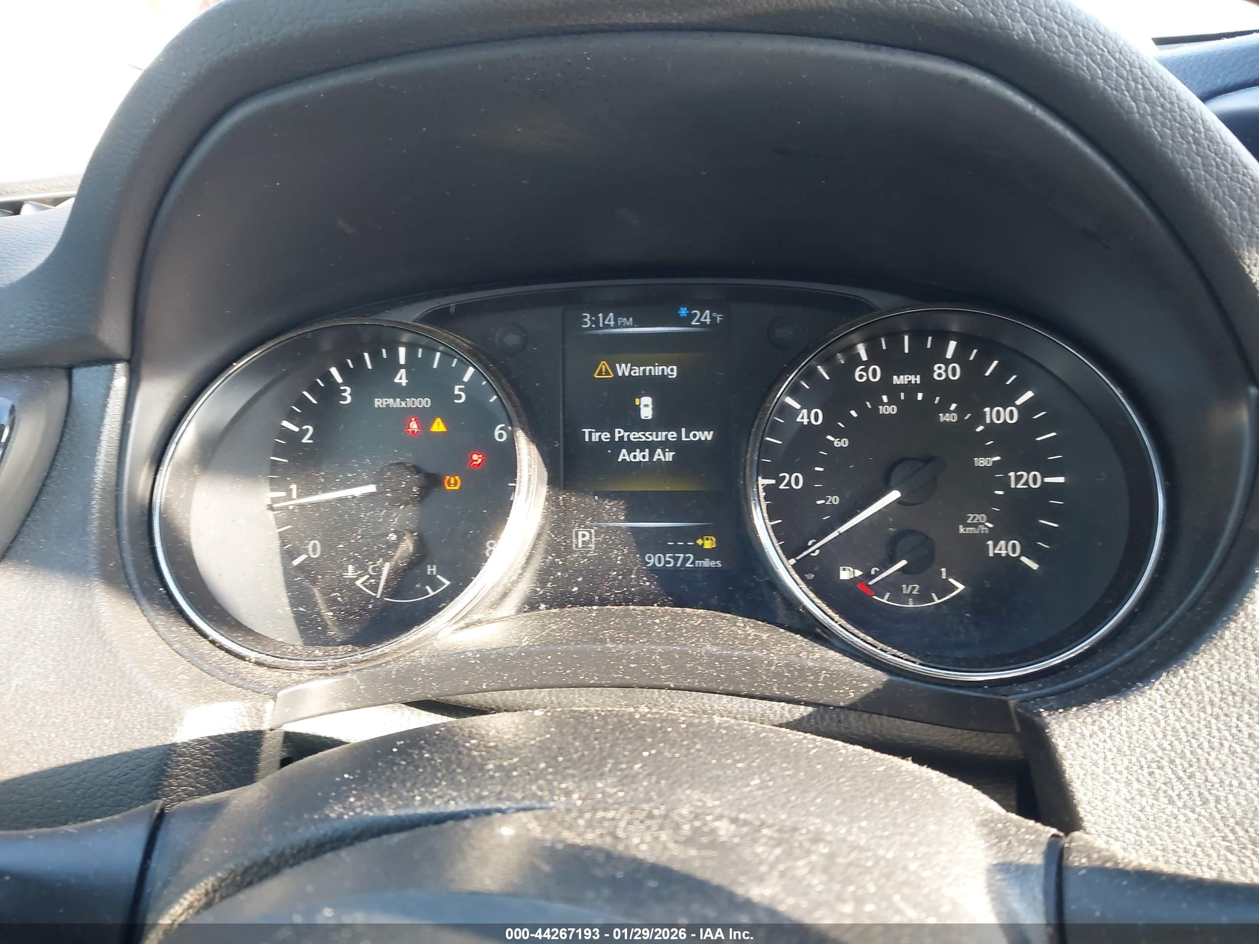 NISSAN ROGUE image 7