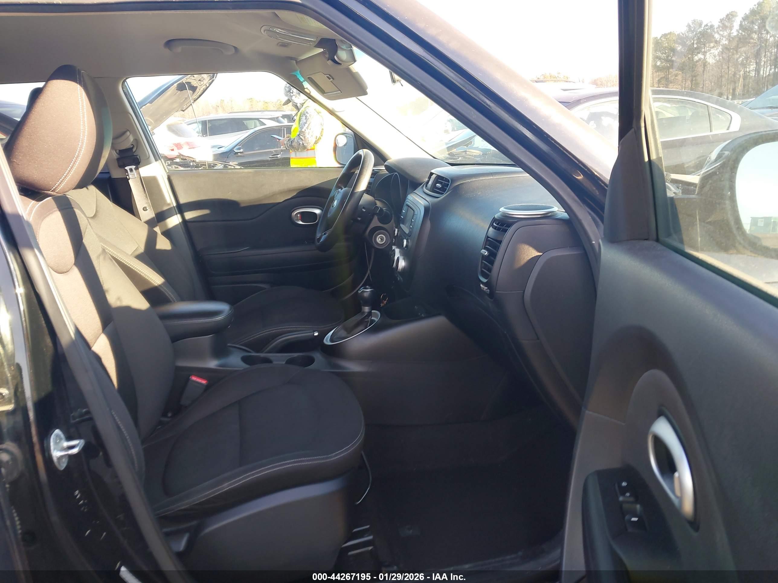 KIA SOUL image 5