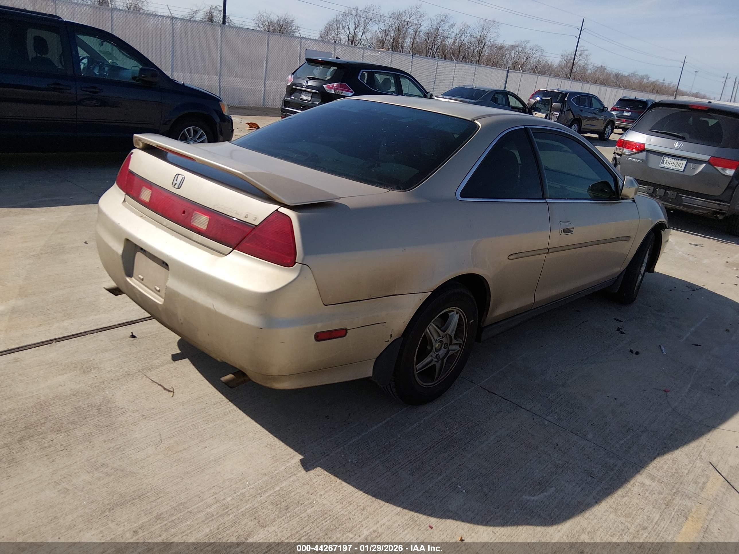 HONDA ACCORD image 4