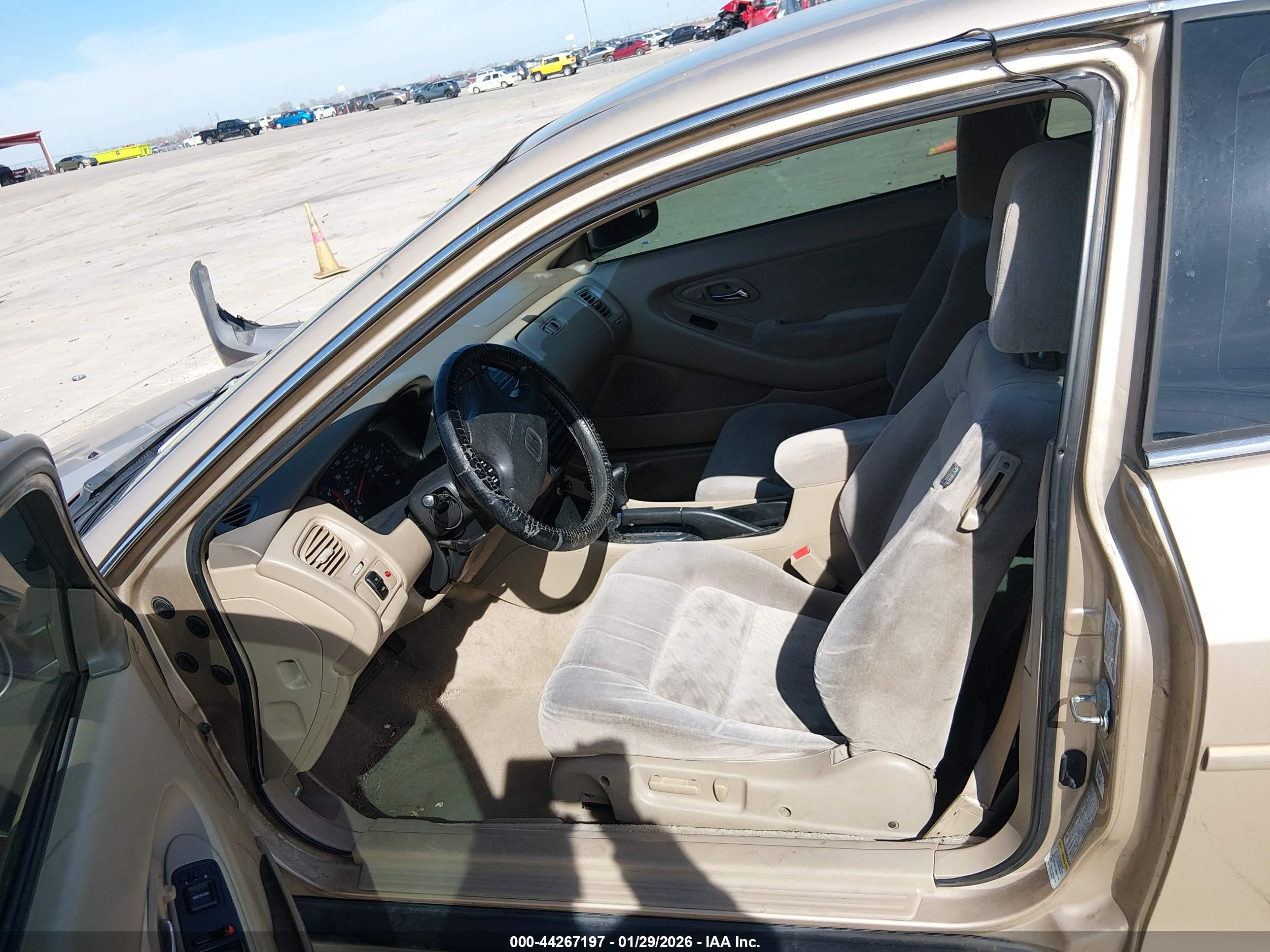 HONDA ACCORD image 8