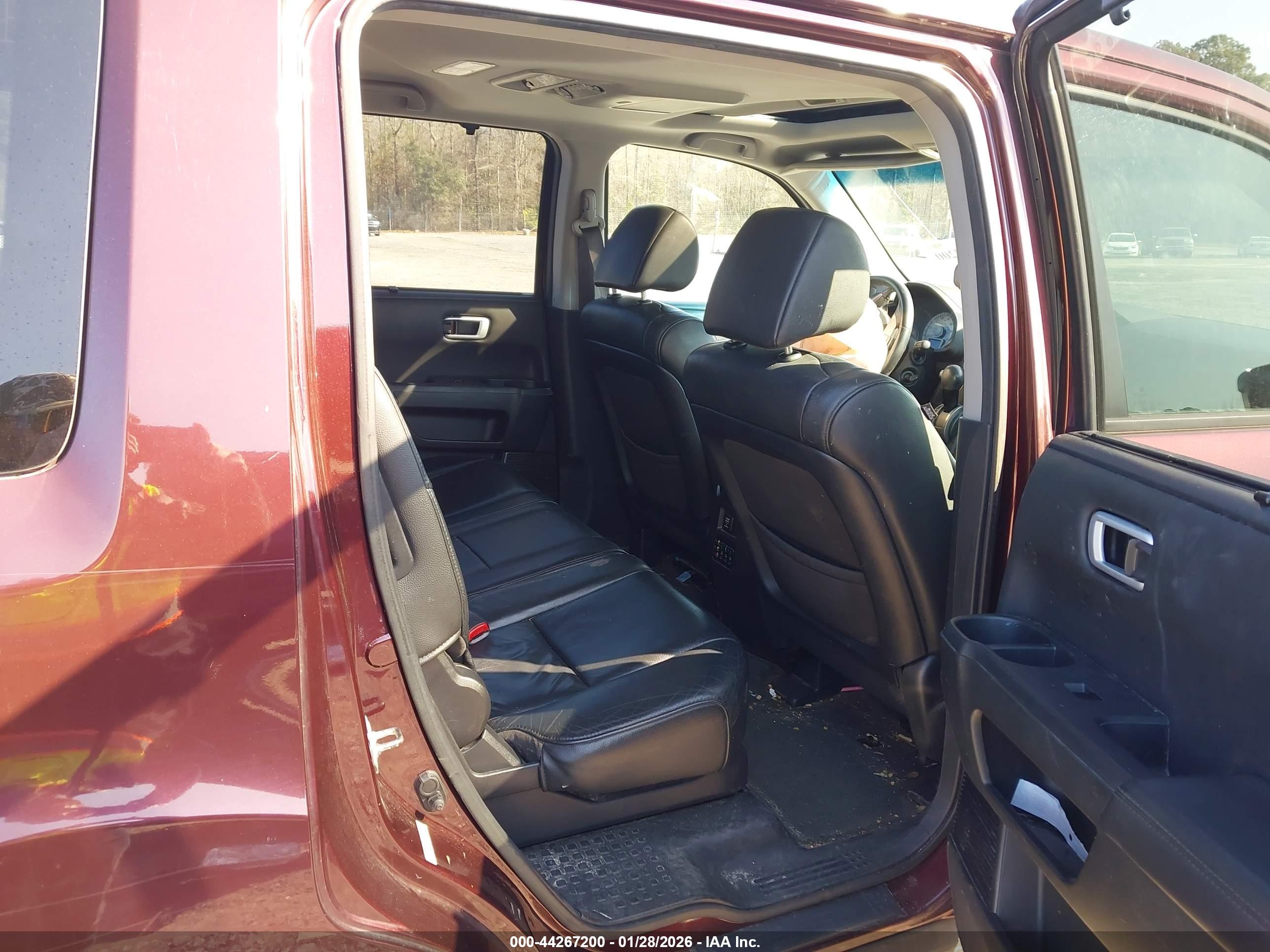 HONDA PILOT image 8