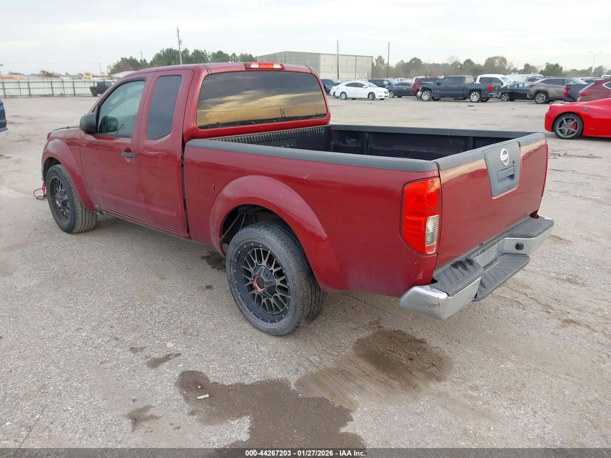 NISSAN FRONTIER image 3