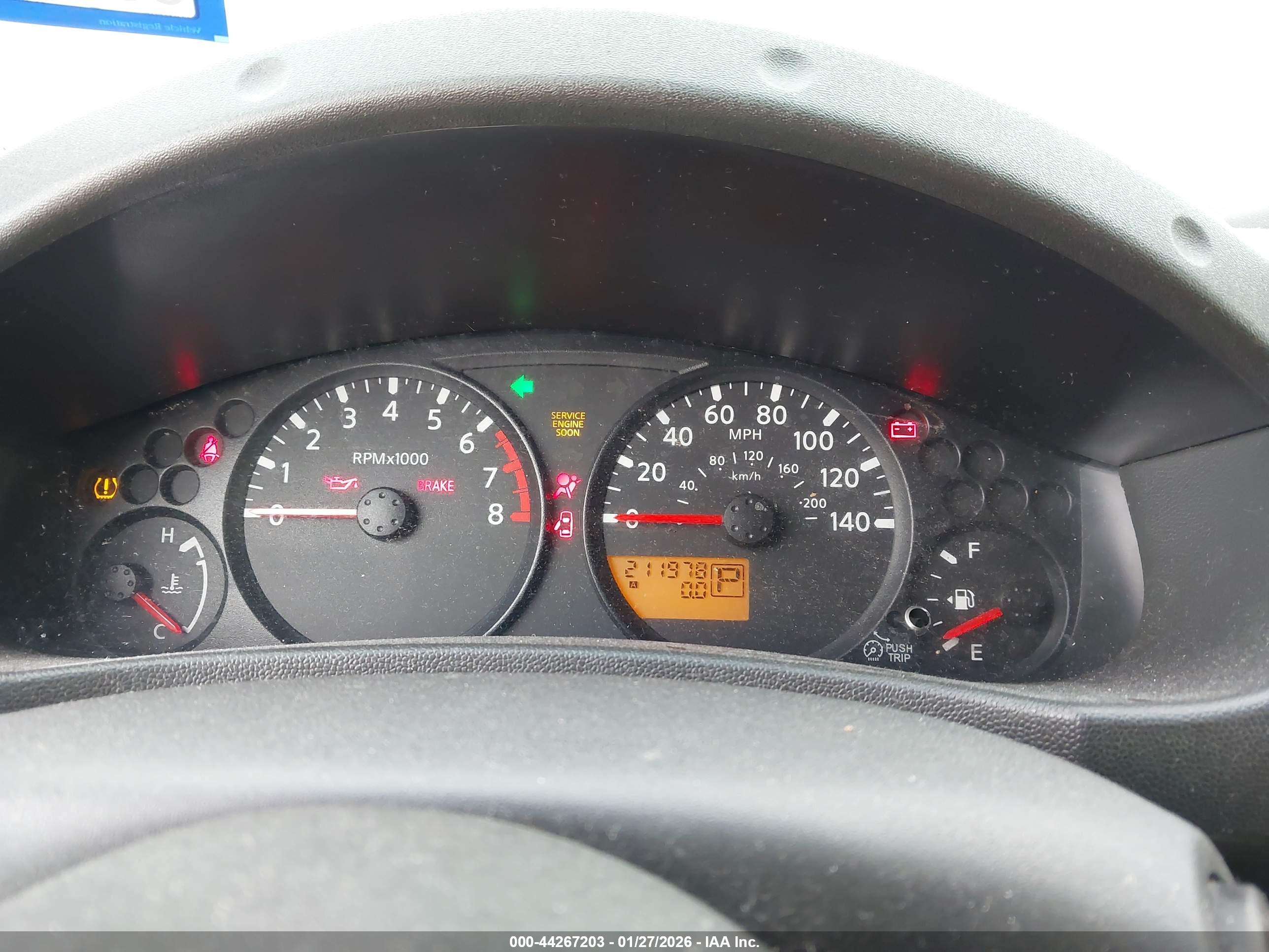 NISSAN FRONTIER image 7