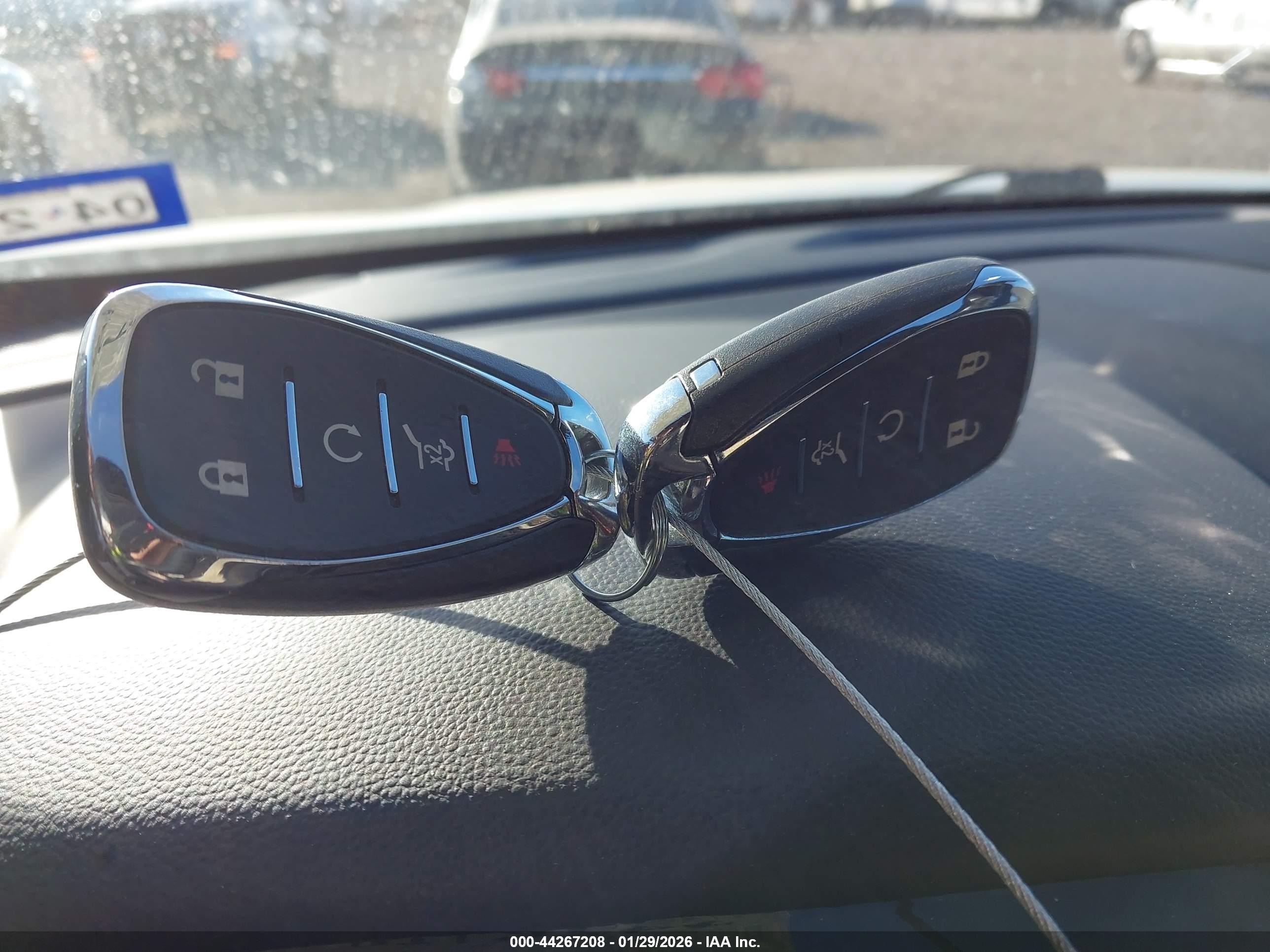 CHEVROLET TRAVERSE image 11