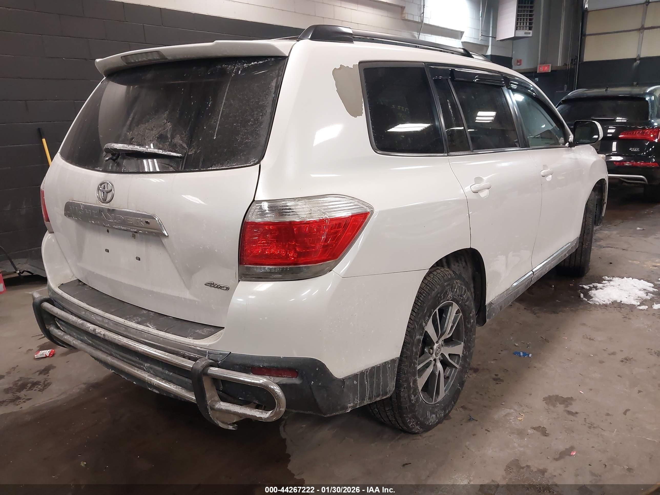 TOYOTA HIGHLANDER image 4