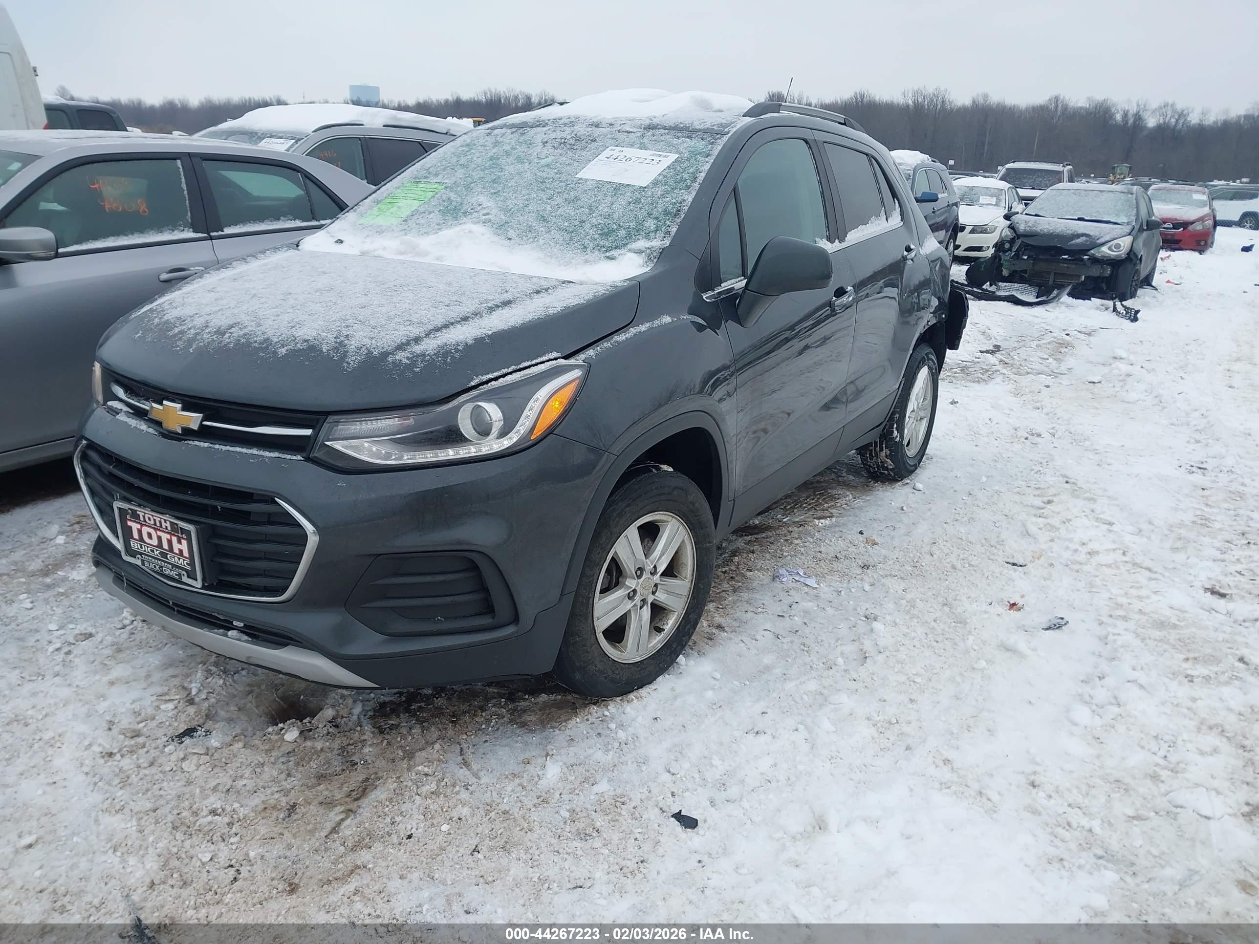 CHEVROLET TRAX image 2