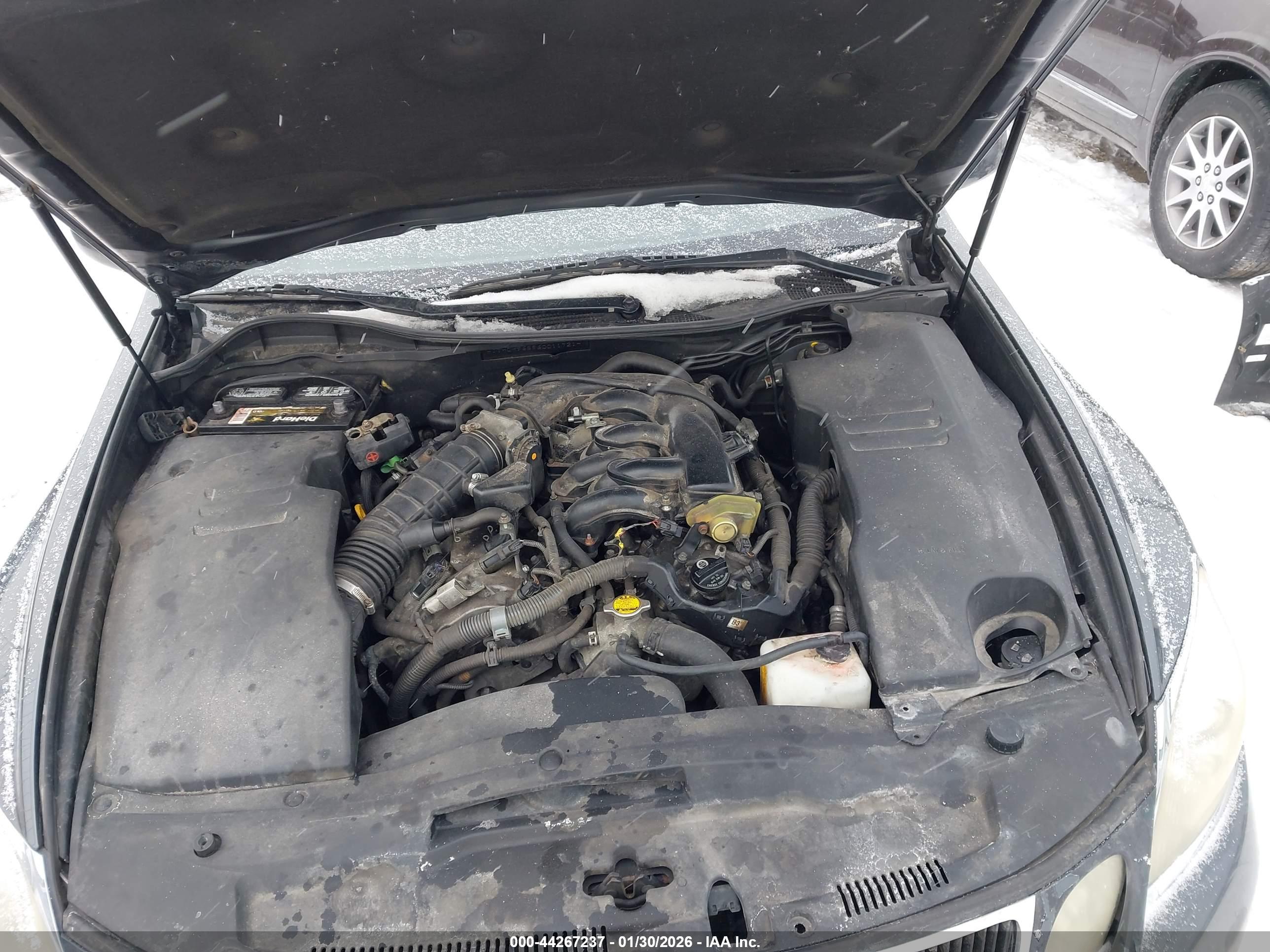 LEXUS GS image 10