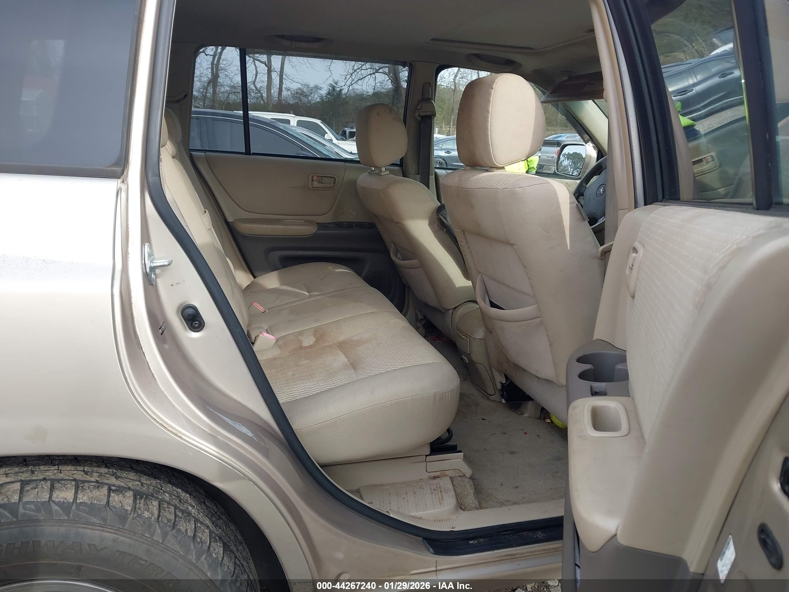 TOYOTA HIGHLANDER image 8