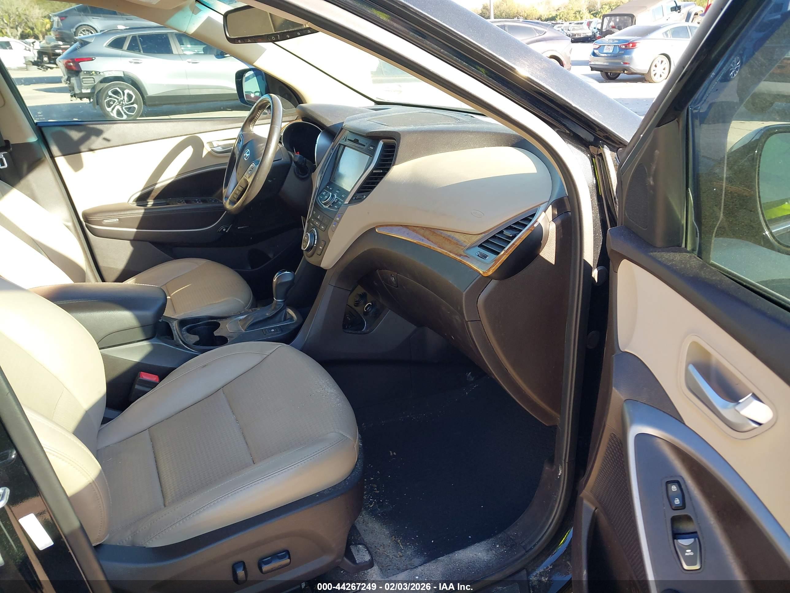 HYUNDAI SANTA image 5