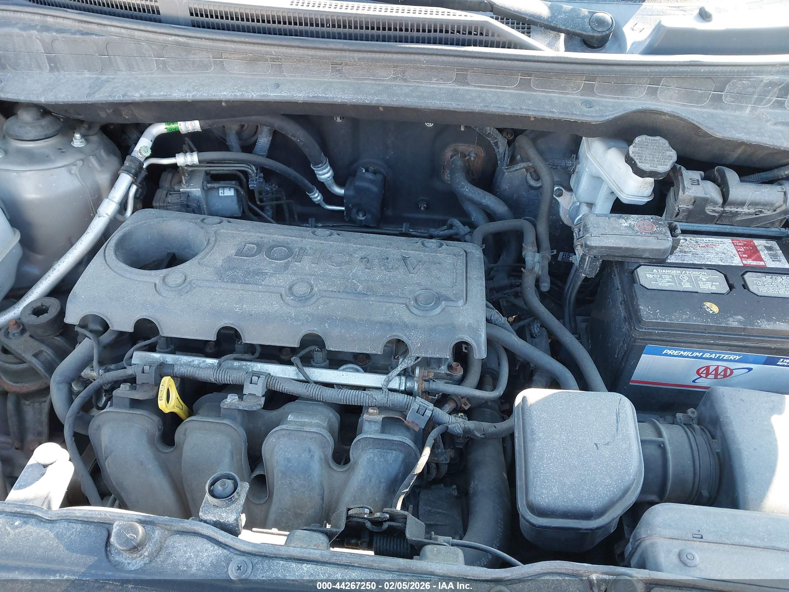 HYUNDAI TUCSON image 10