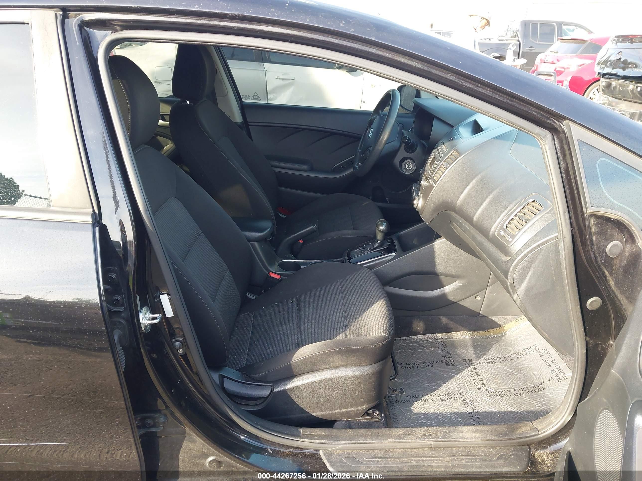 KIA FORTE image 5