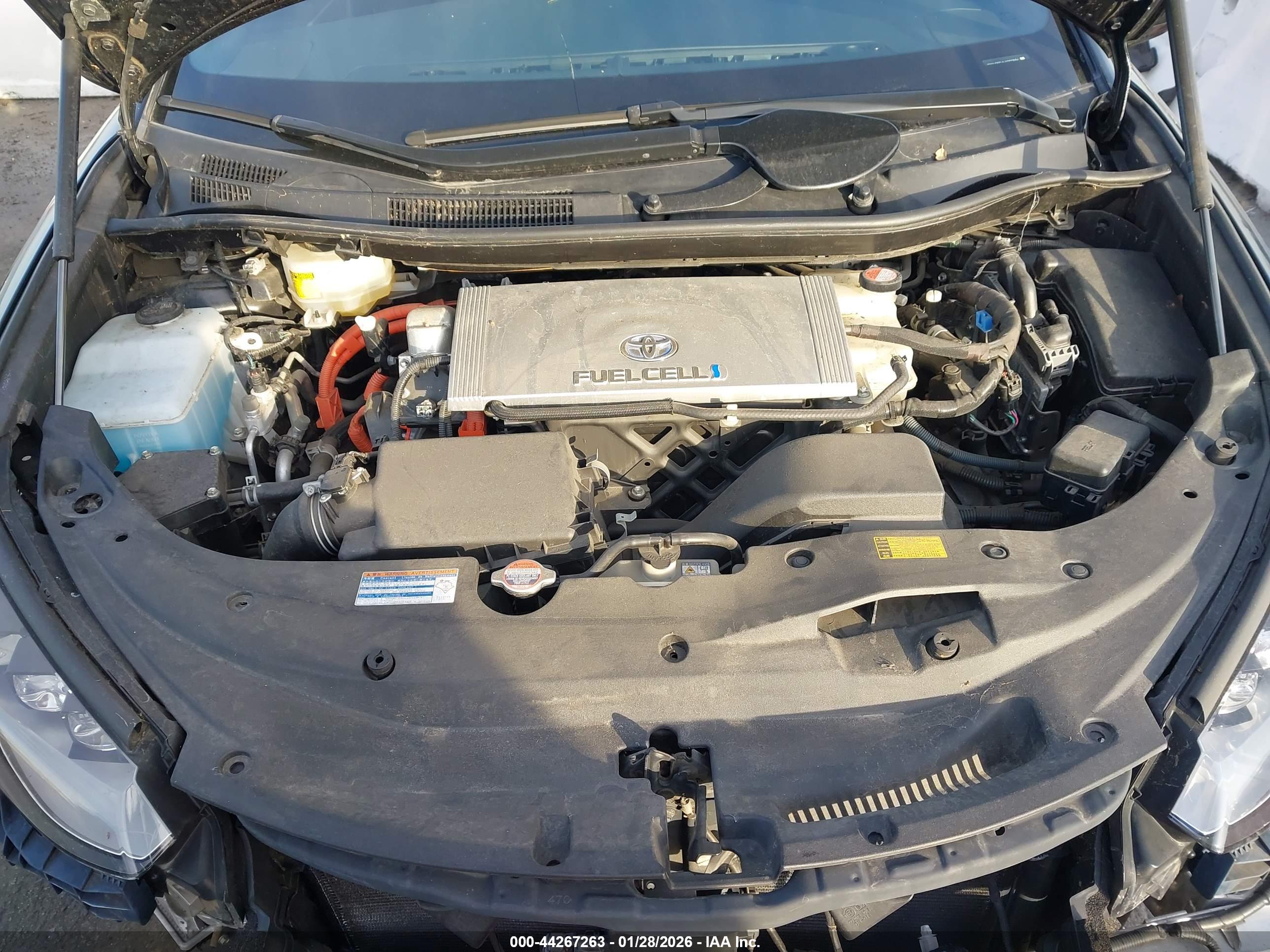 TOYOTA MIRAI image 10