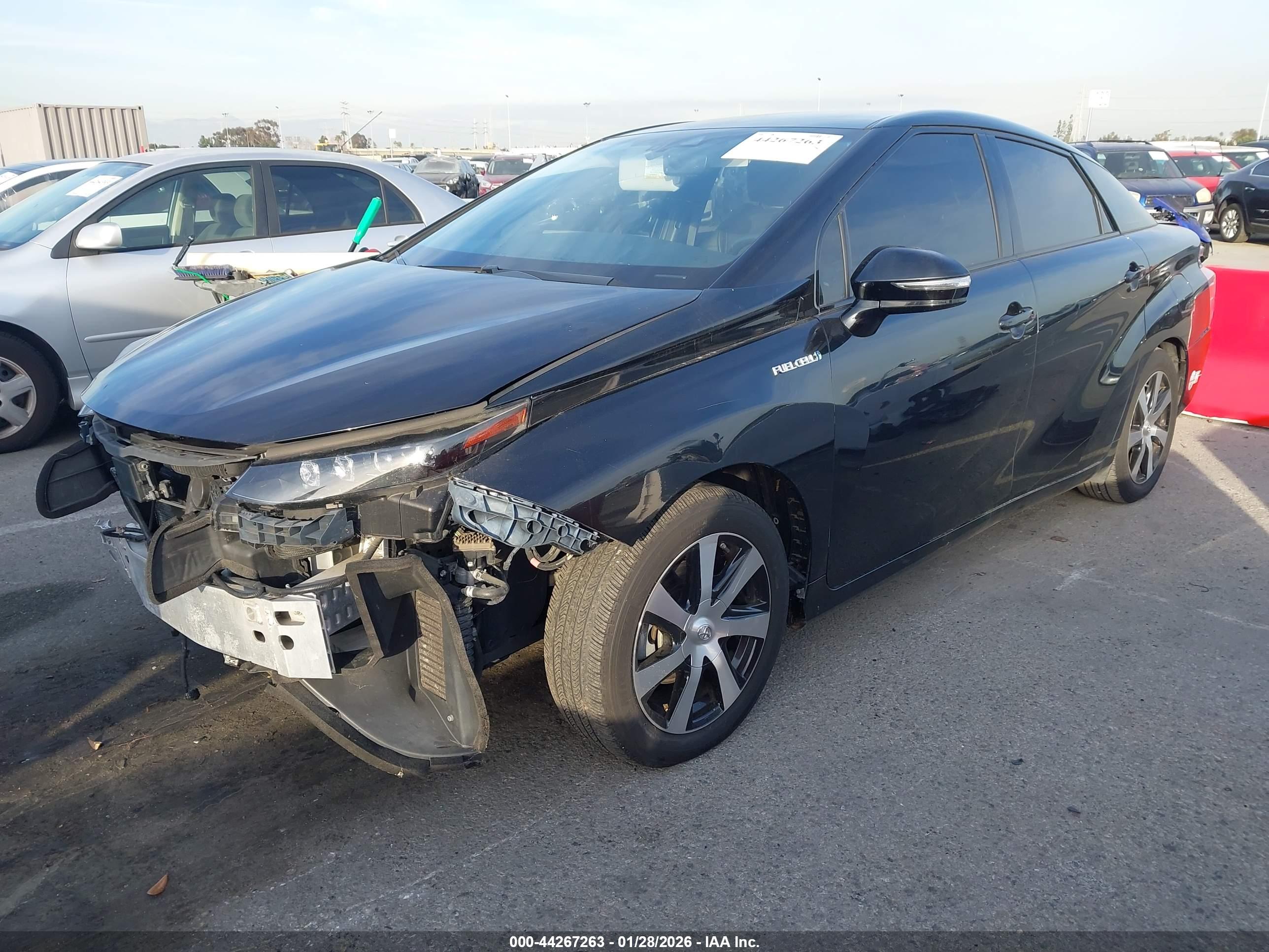 TOYOTA MIRAI image 2