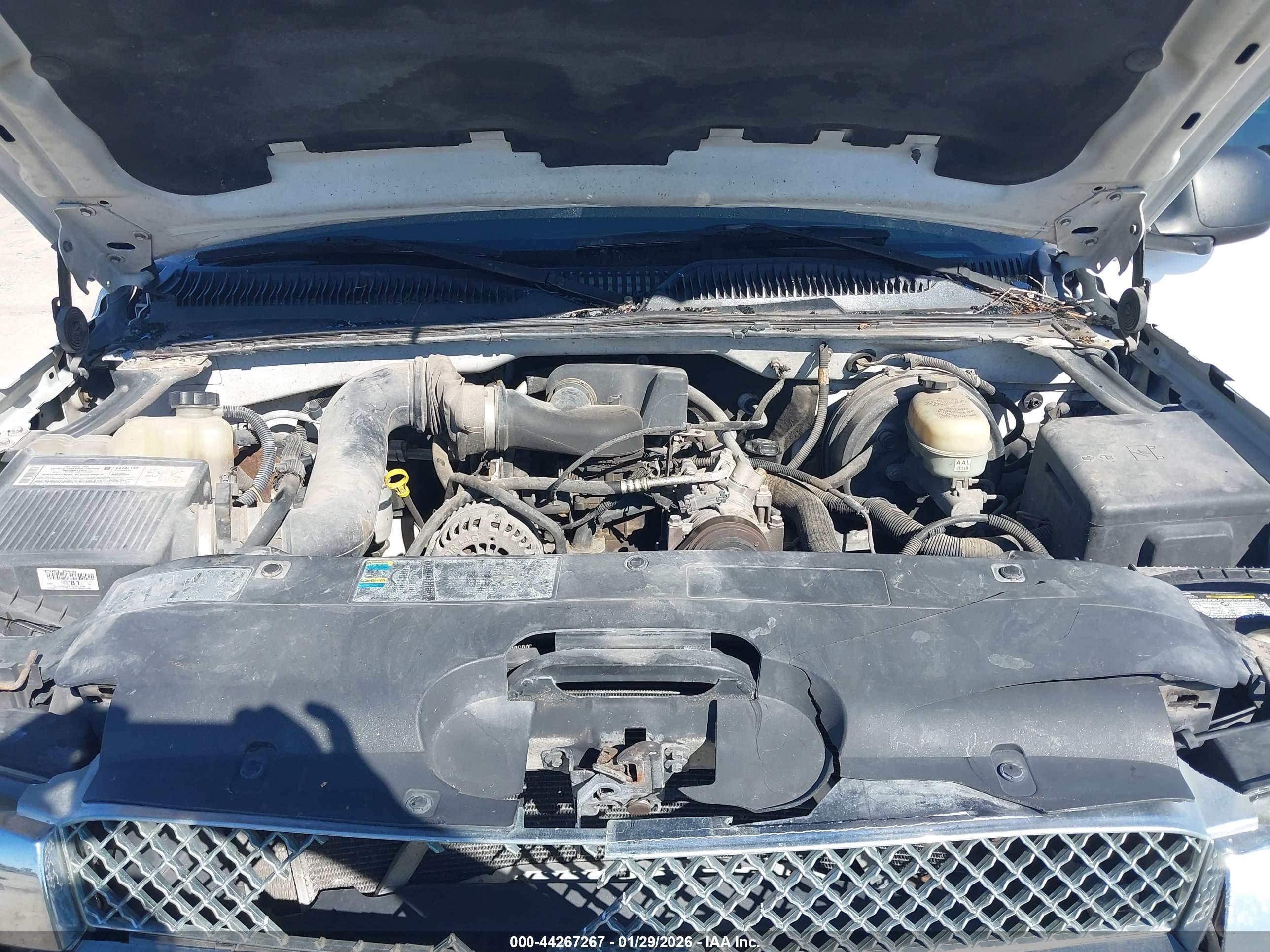 CHEVROLET SILVERADO image 10