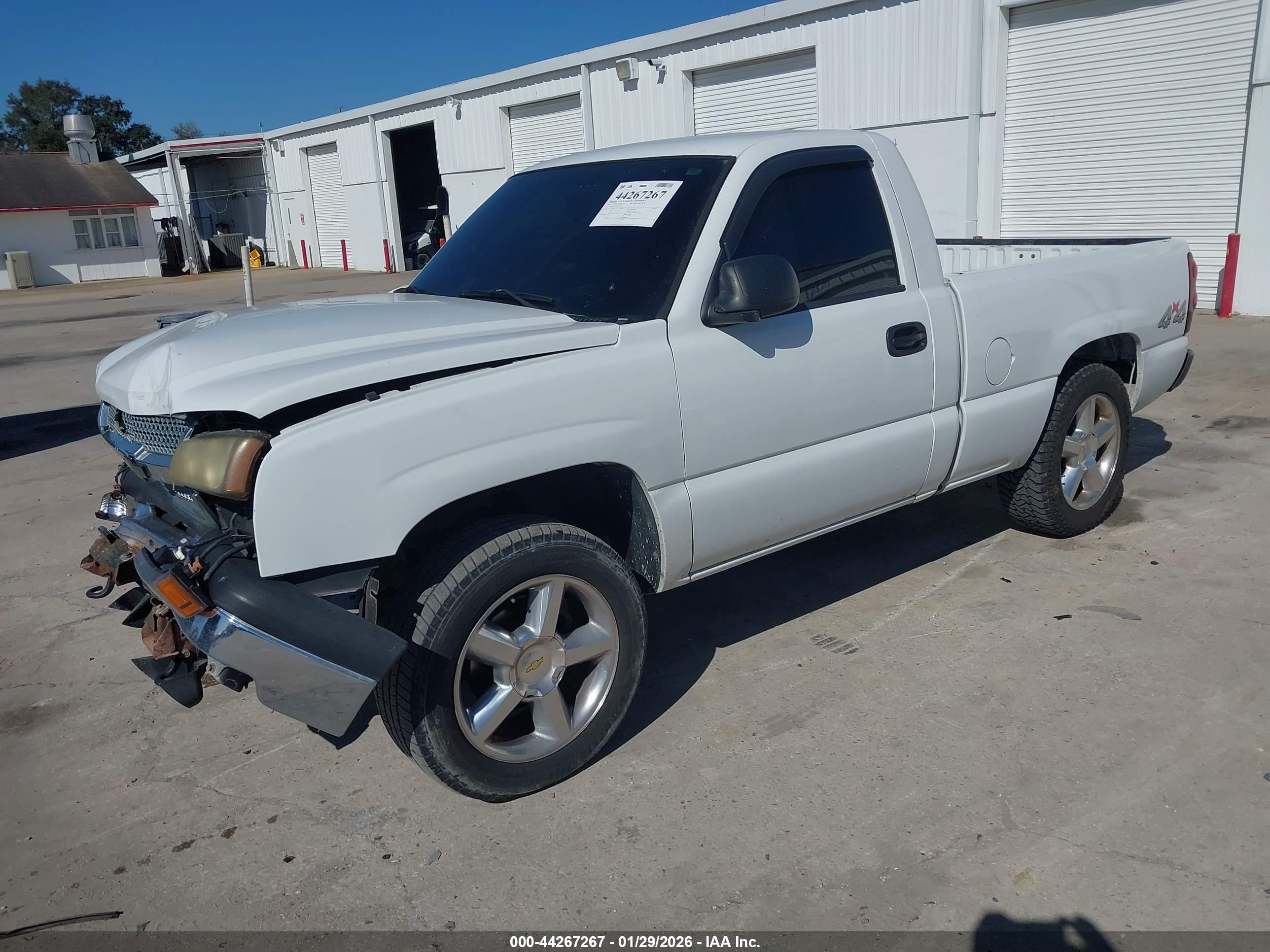 CHEVROLET SILVERADO image 2