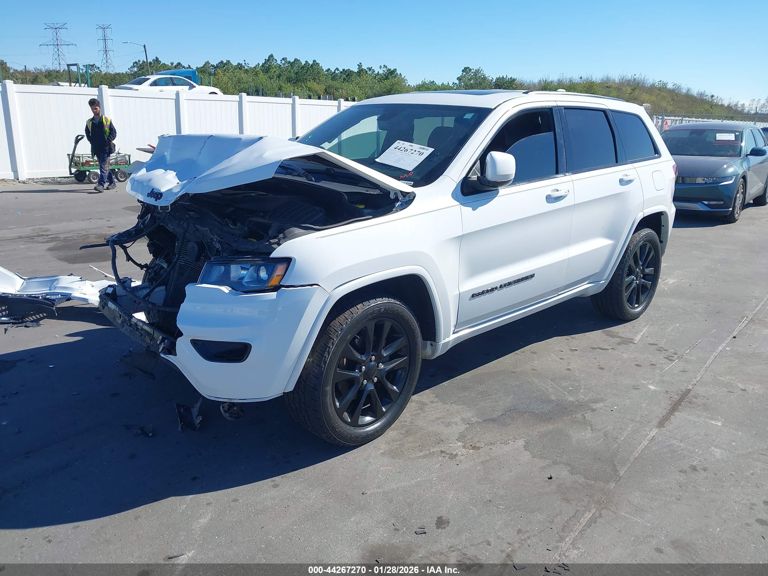 JEEP GRAND image 2