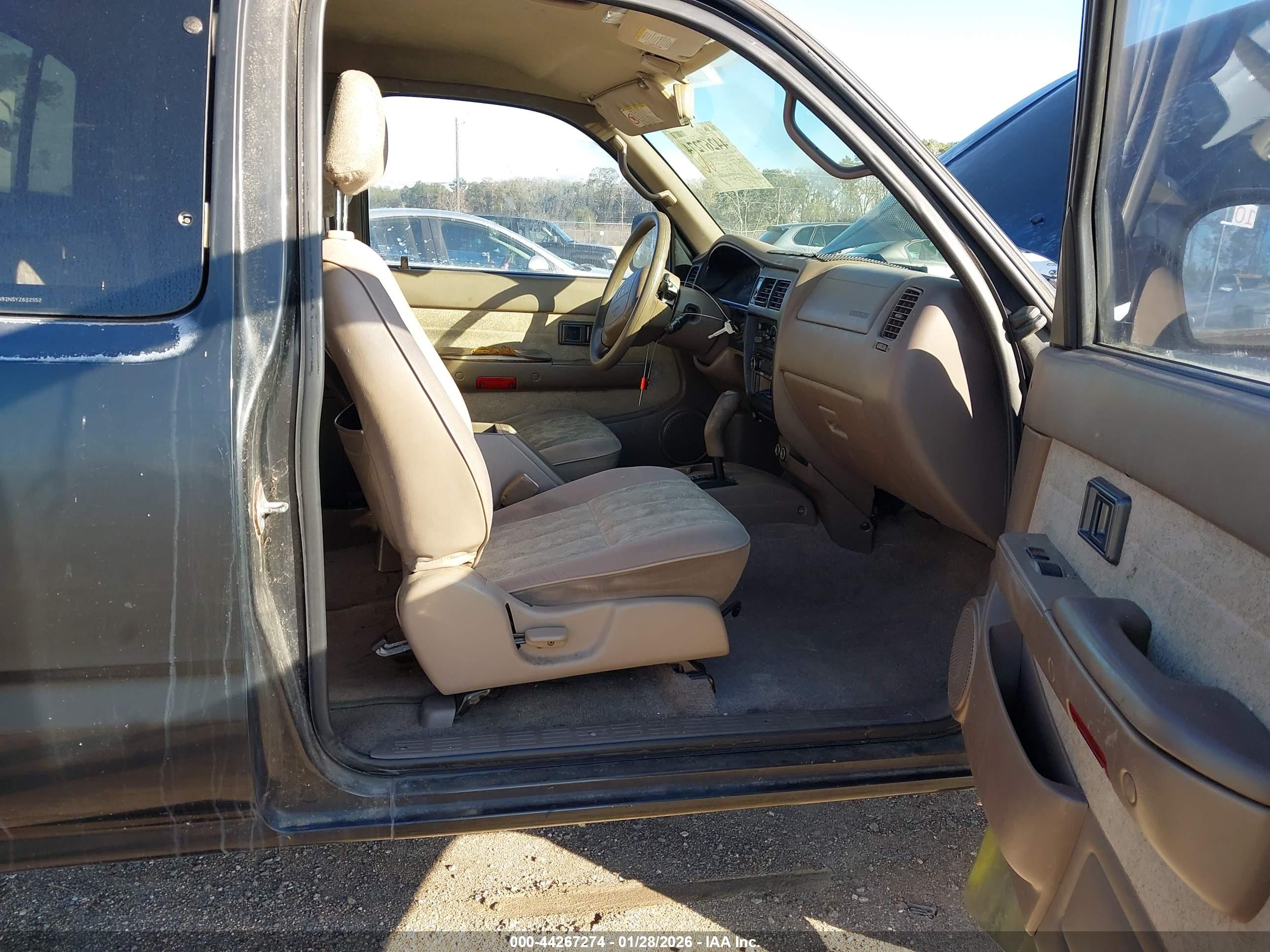 TOYOTA TACOMA image 5